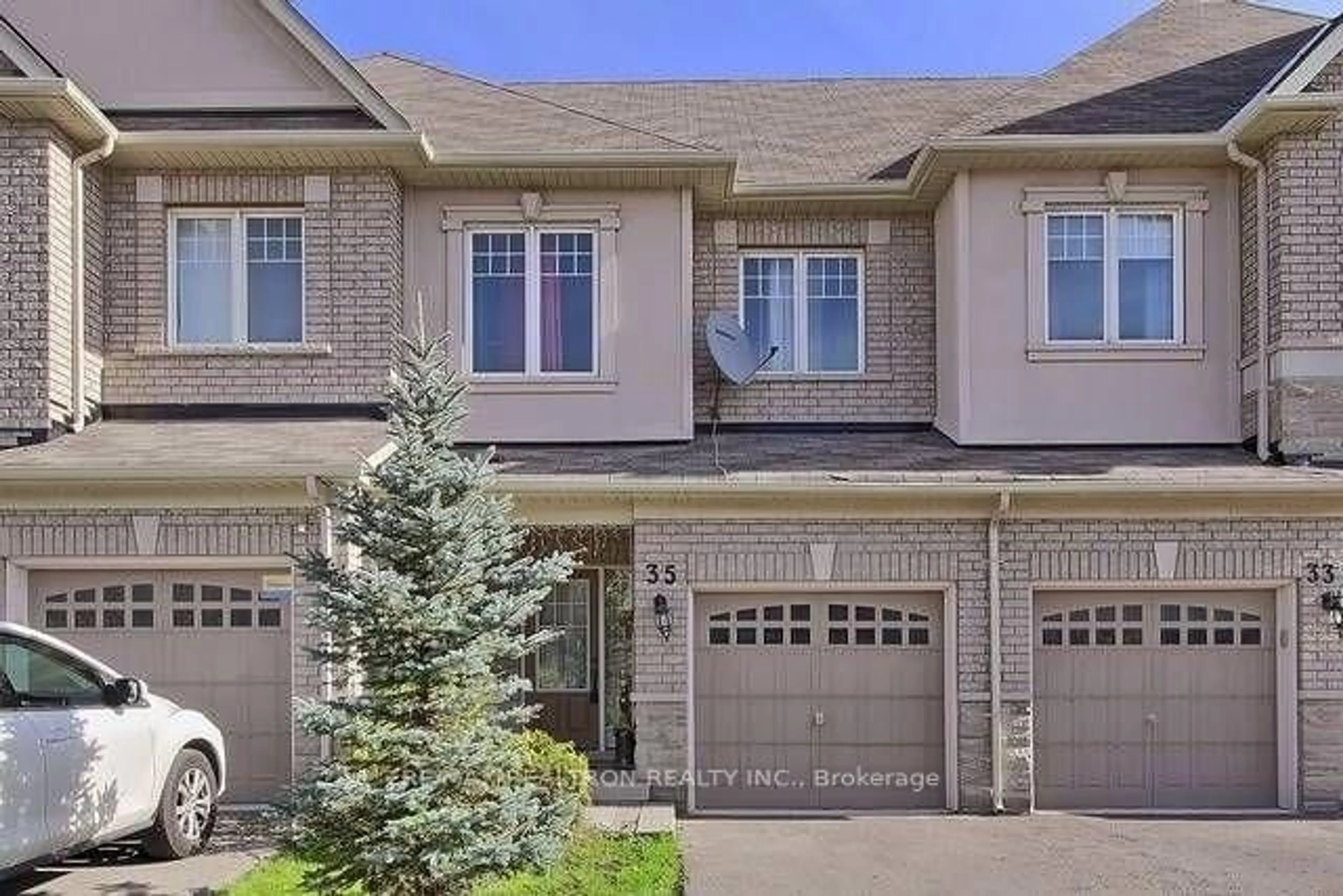Home with brick exterior material, street for 35 Elihof Dr, Vaughan Ontario L6A 4N6