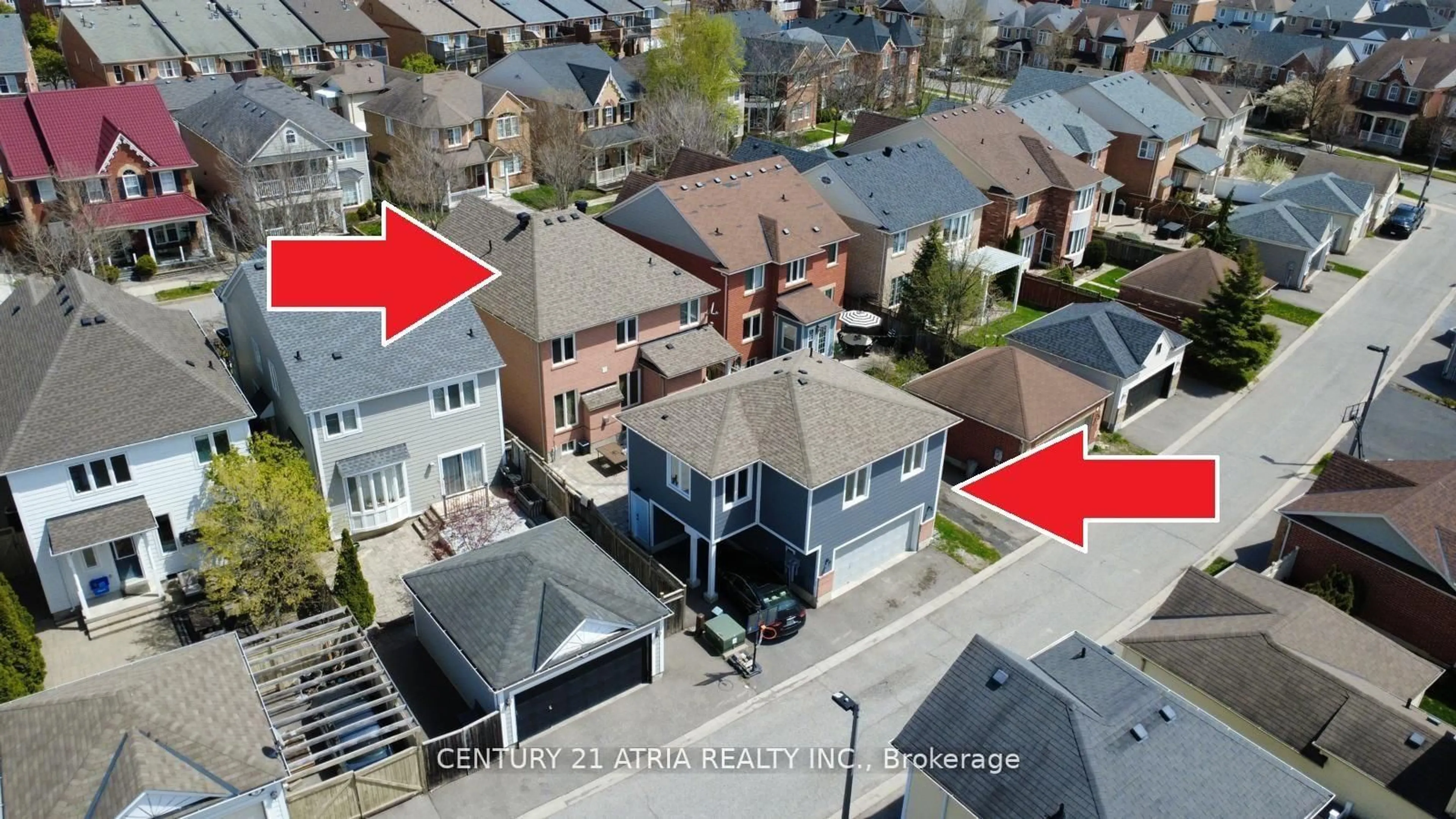 A pic from outside/outdoor area/front of a property/back of a property/a pic from drone, street for 16 Peony St, Markham Ontario L6B 1K9