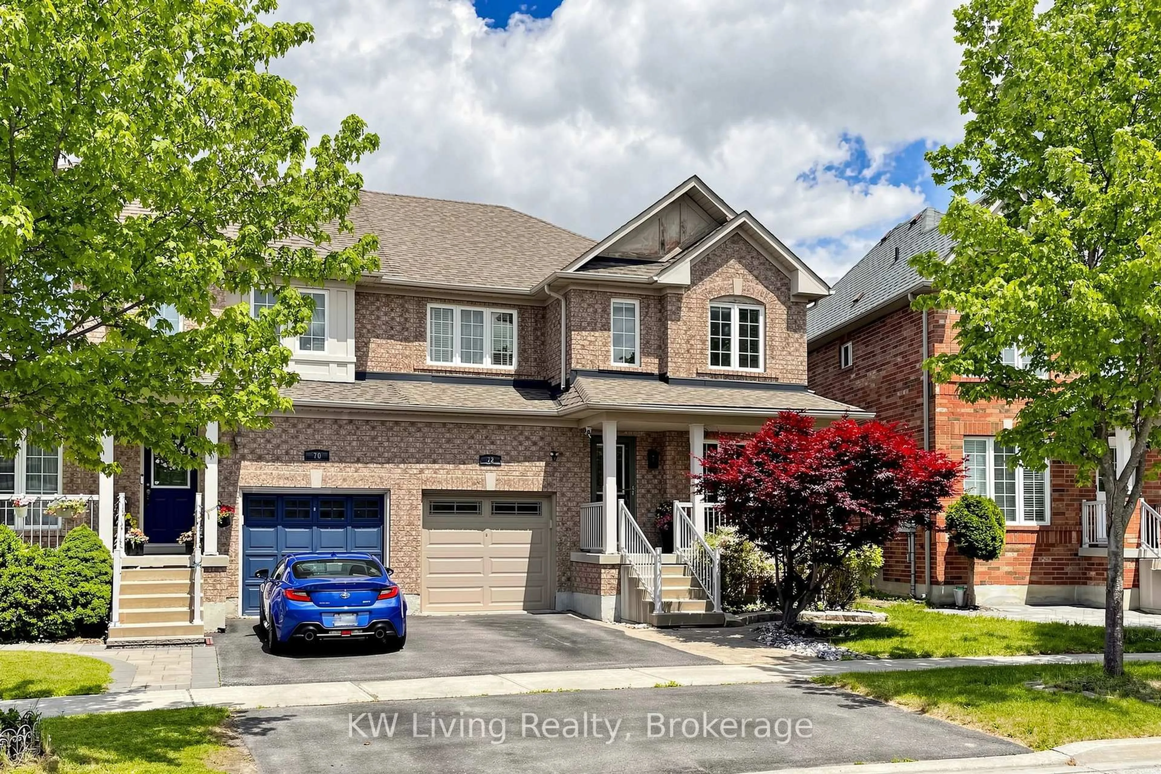 Home with brick exterior material, street for 72 Stotts Cres, Markham Ontario L6E 1T2