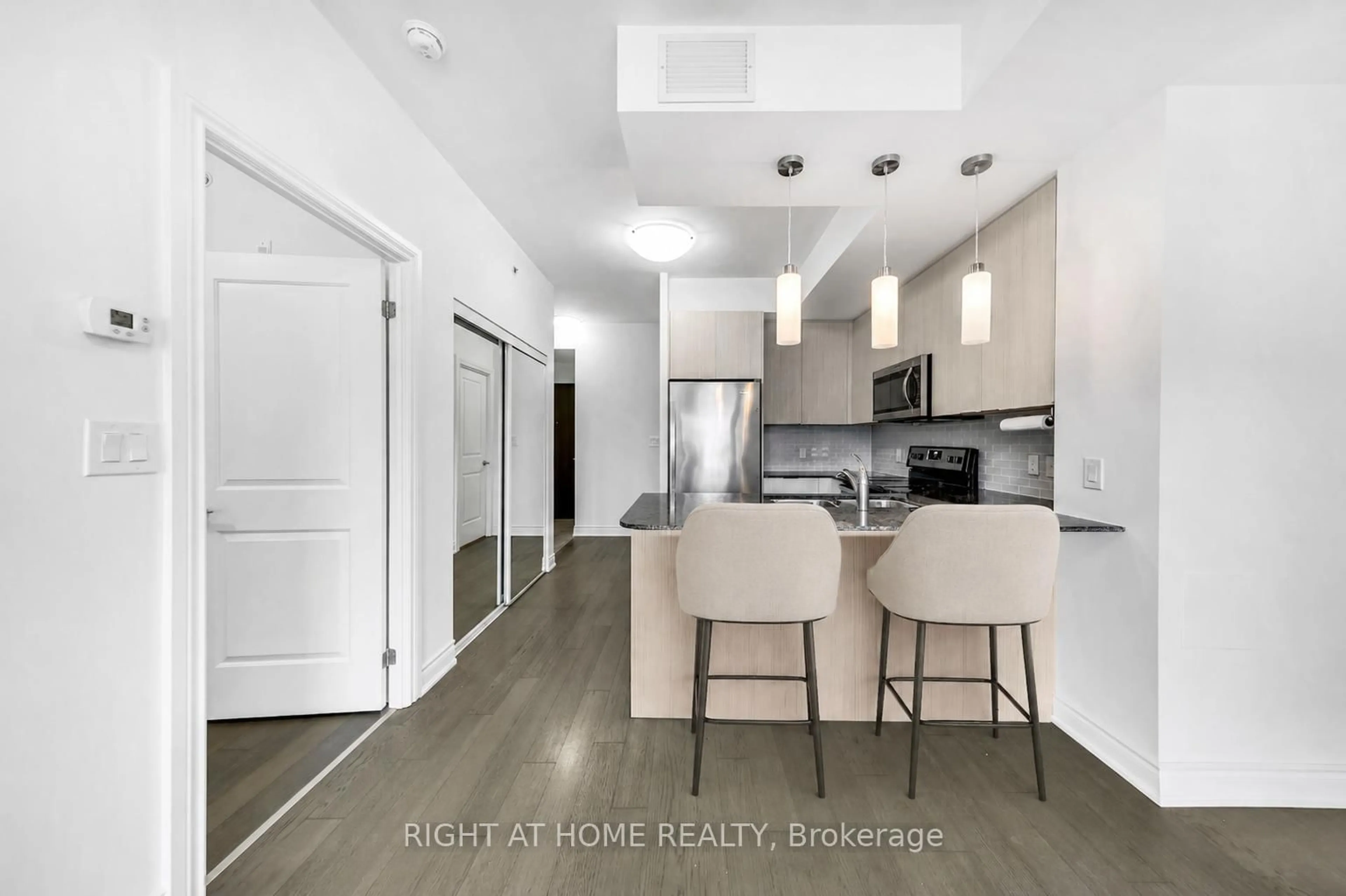 Unknown for 86 Woodbridge Ave #316, Vaughan Ontario L4L 0E4