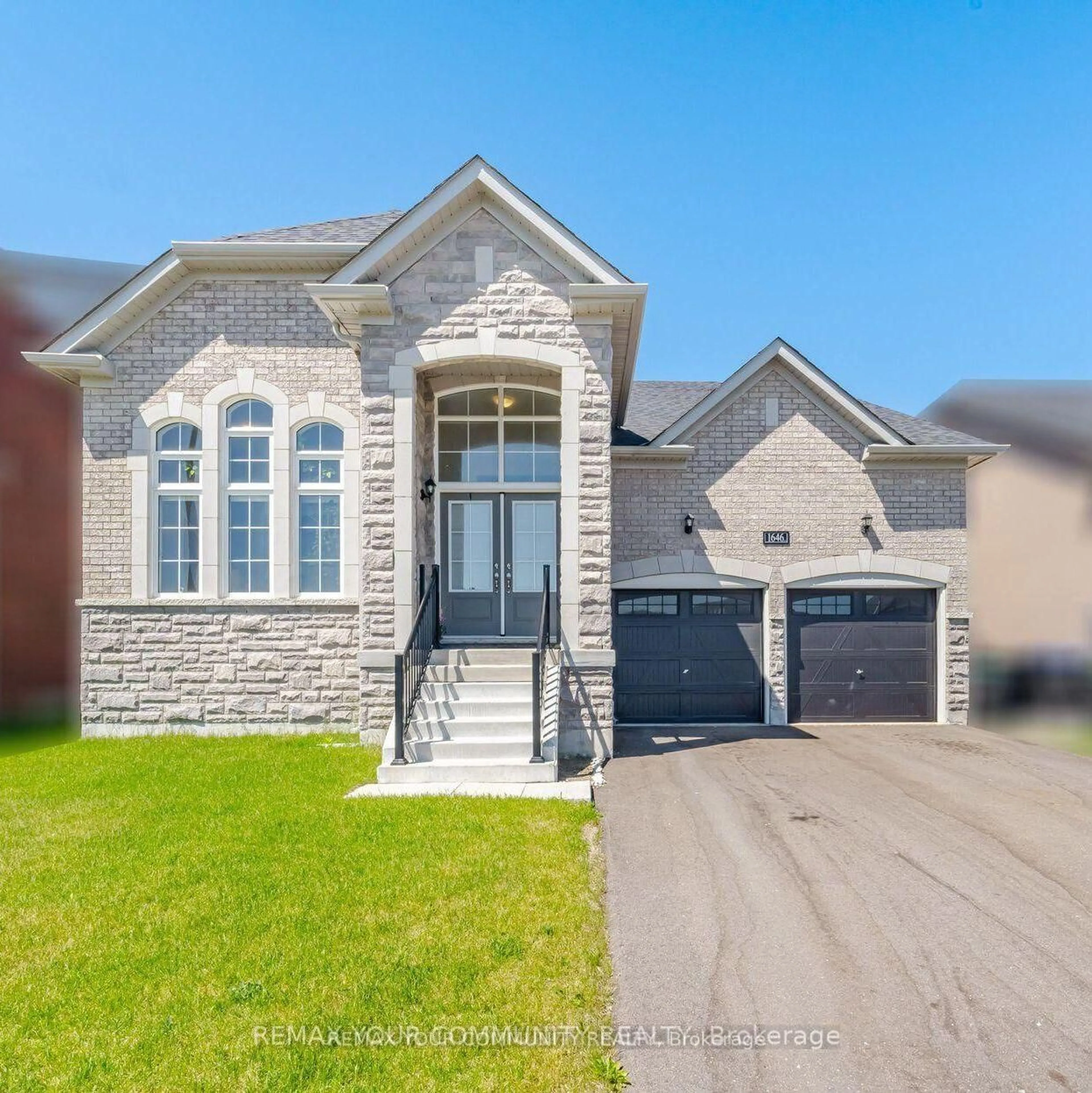 Home with brick exterior material, street for 1646 Webster Blvd, Innisfil Ontario L9S 0P7