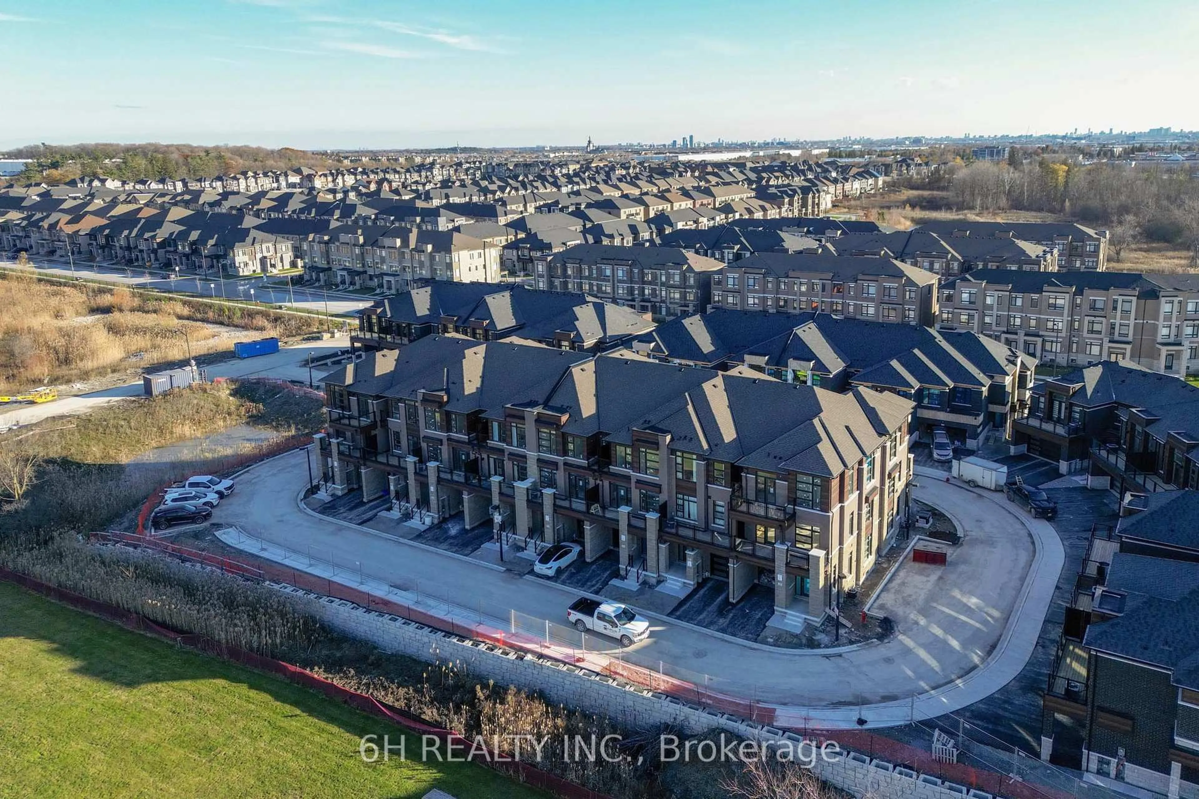 A pic from outside/outdoor area/front of a property/back of a property/a pic from drone, unknown for 10 Harold Wilson Lane #Lot 24, Richmond Hill Ontario L4S 1N5