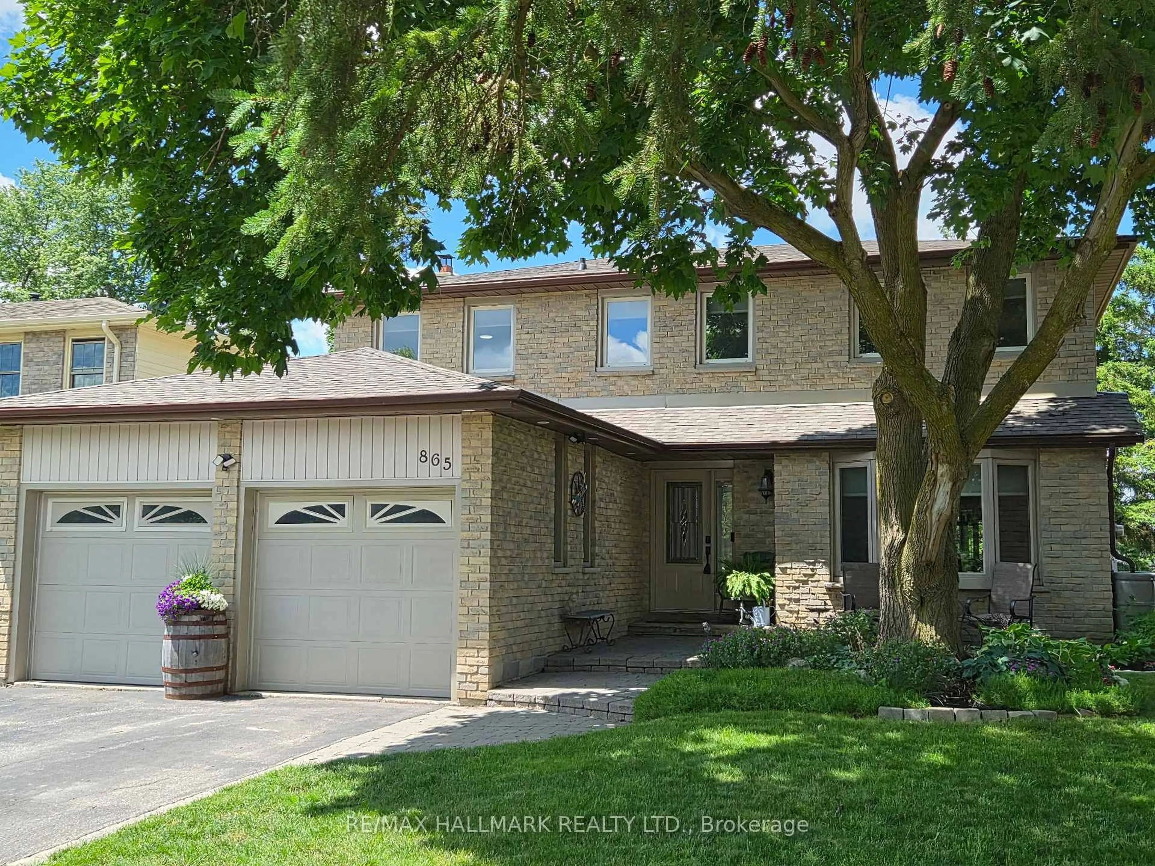 Unknown for 865 Arnold Cres, Newmarket Ontario L3Y 2E4