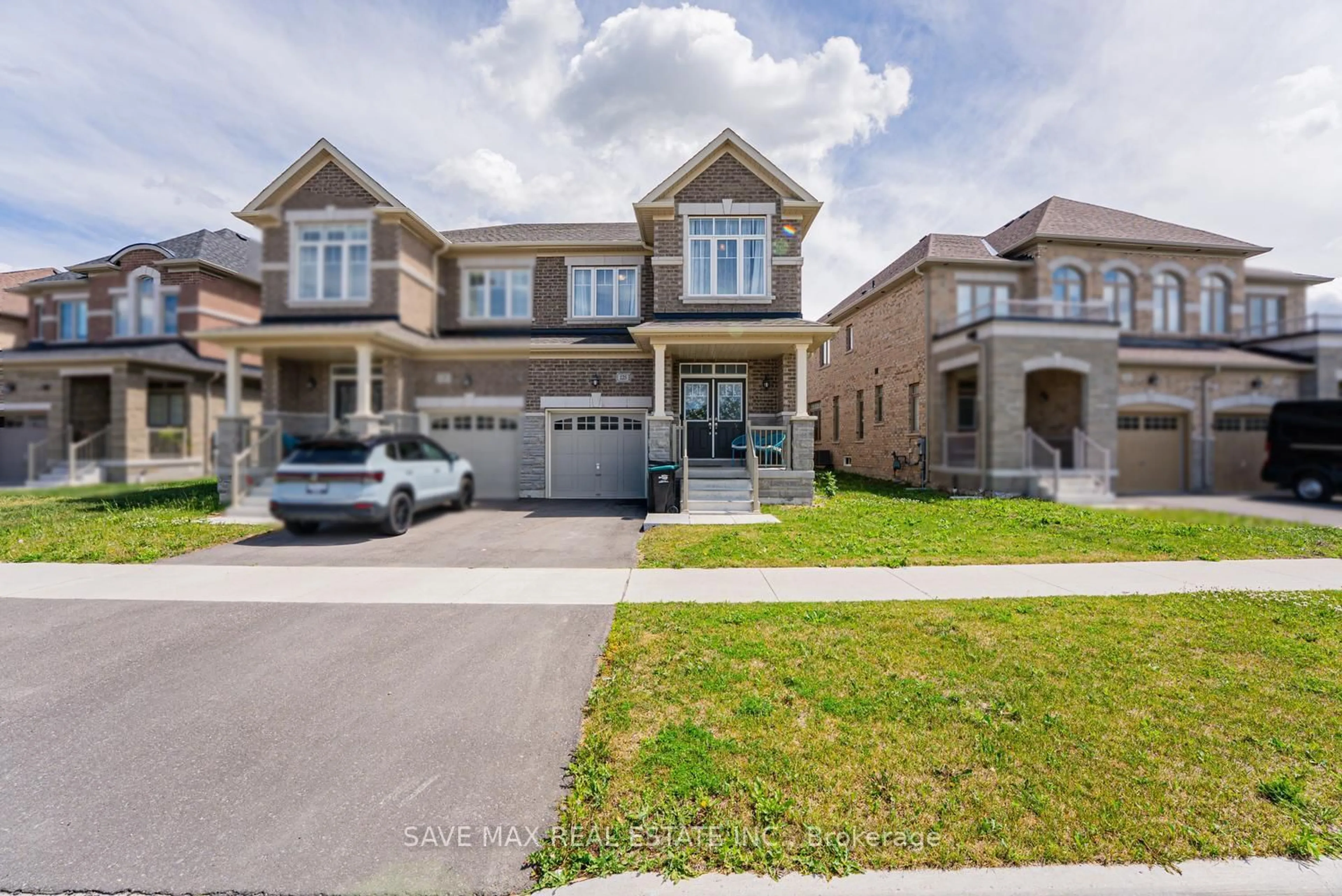 Unknown for 125 Jonkman Blvd, Bradford West Gwillimbury Ontario L3Z 4J9