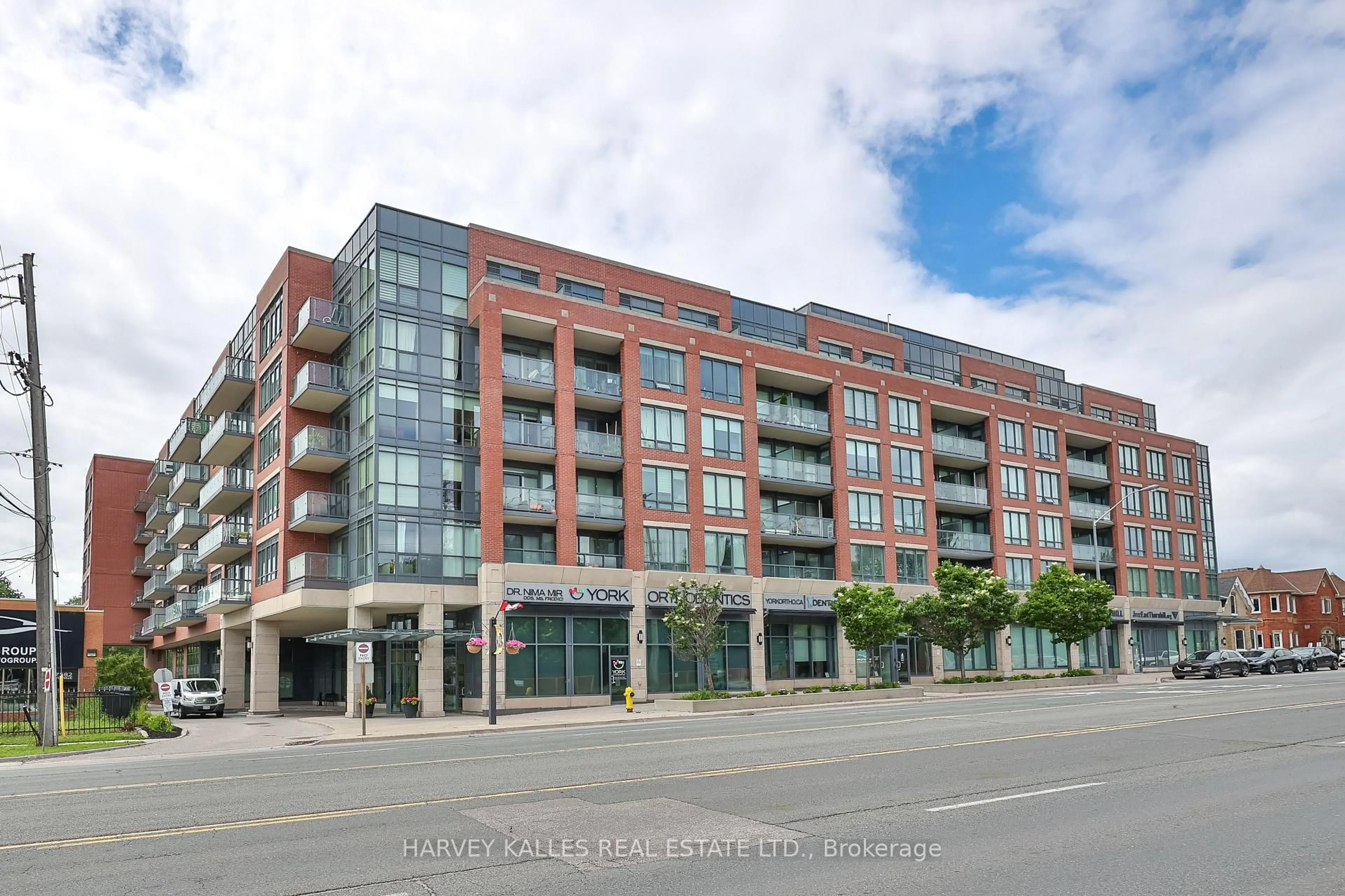 Unknown for 7608 Yonge St #622, Vaughan Ontario L4J 0J5