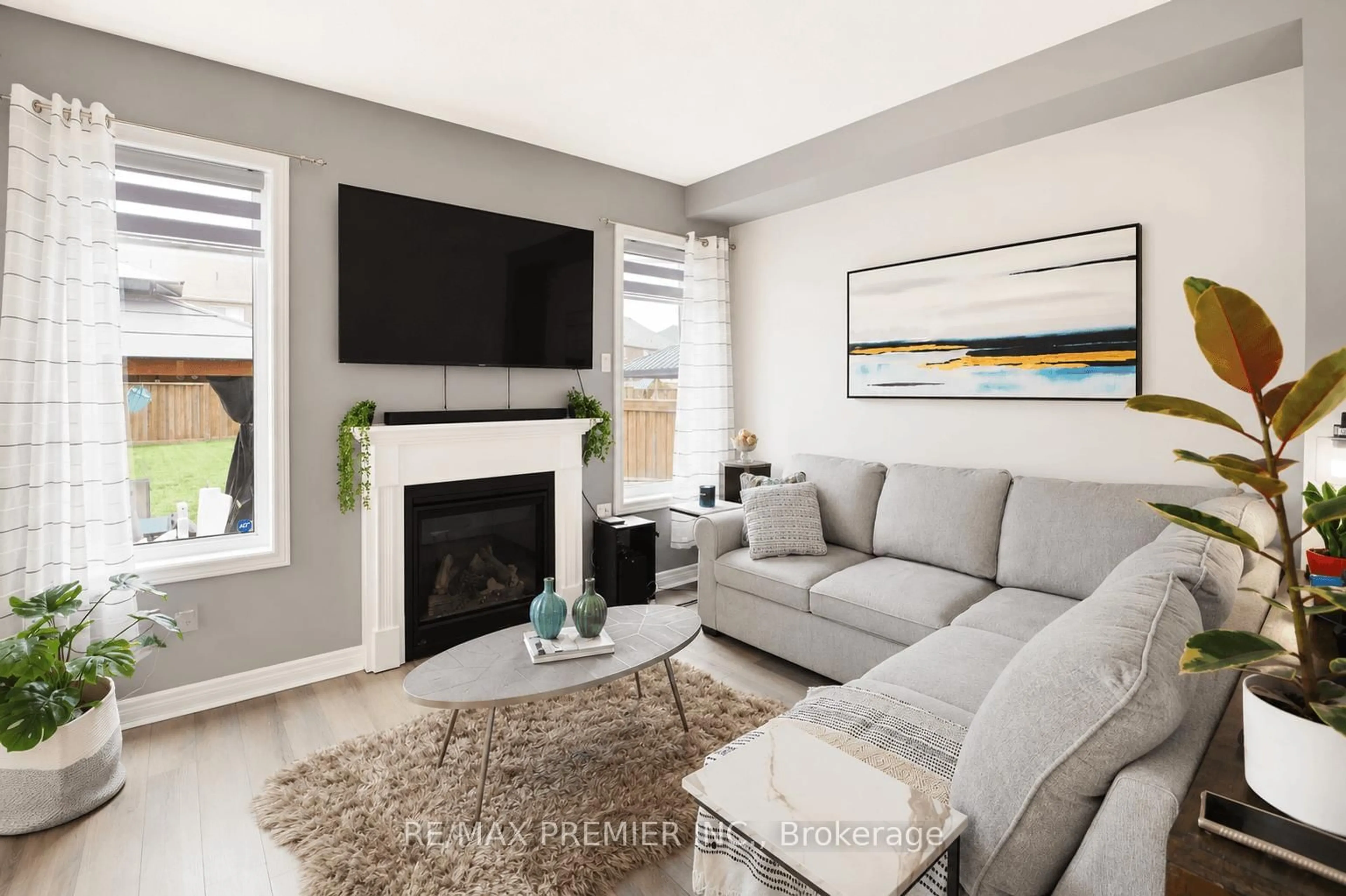 Living room with furniture, unknown for 113 McGahey St, New Tecumseth Ontario L0G 1W0