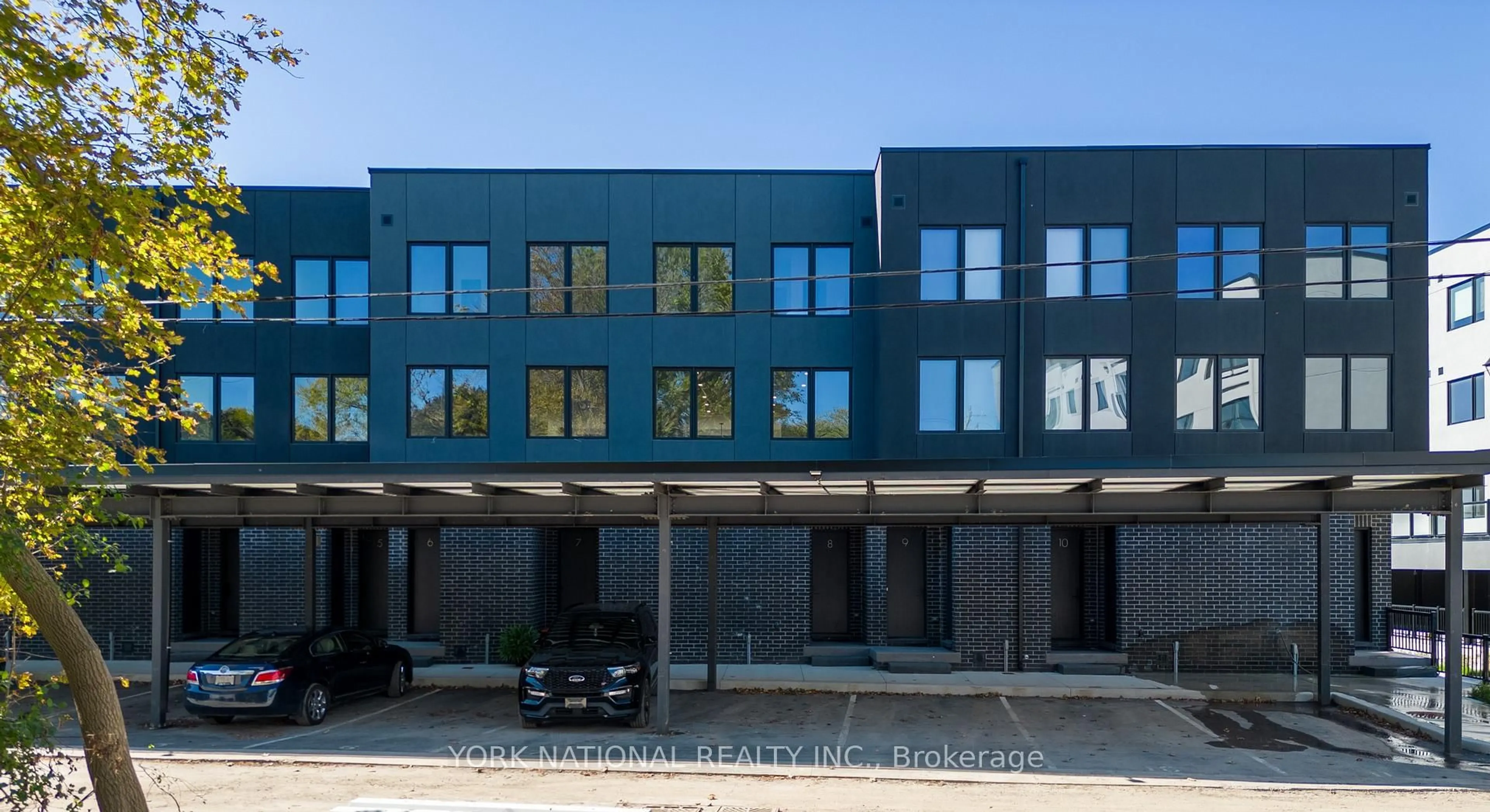 Unknown for 59 Charles St #1, Newmarket Ontario L3Y 3V7
