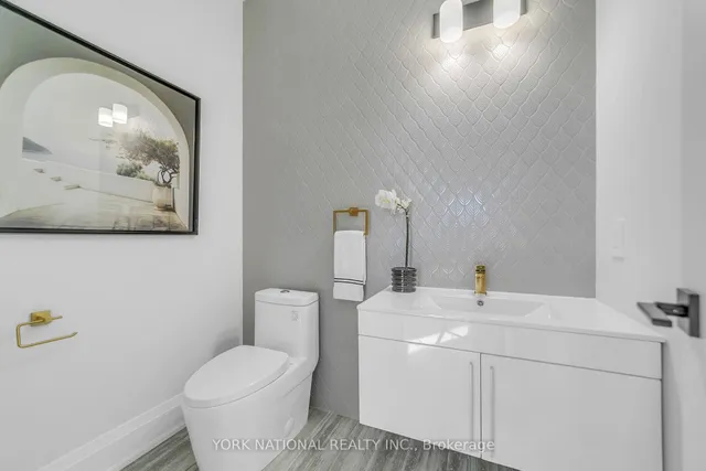 59 Charles St #1, Newmarket 4