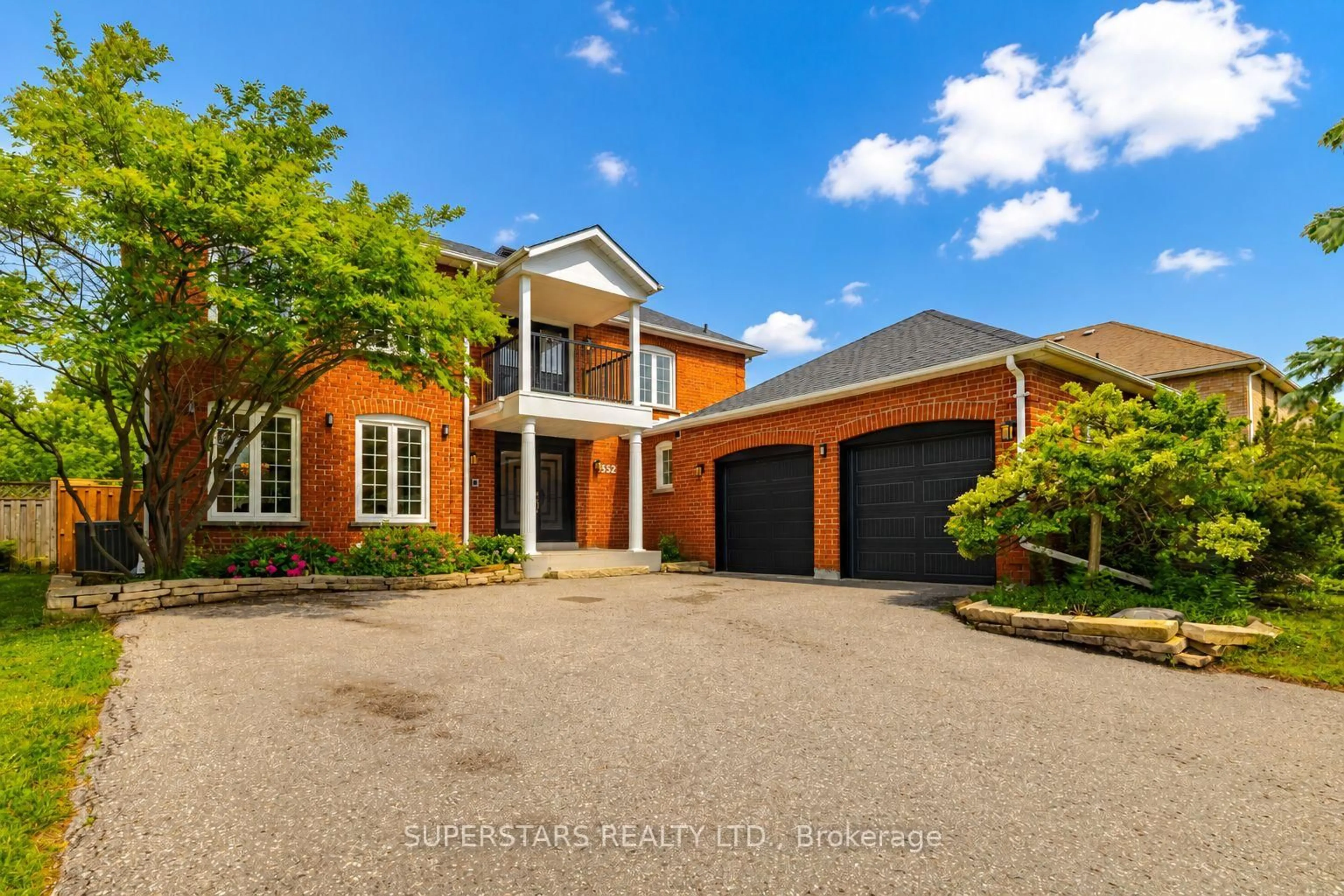 Home with brick exterior material, street for 352 Kennedy St, Aurora Ontario L4G 5M4