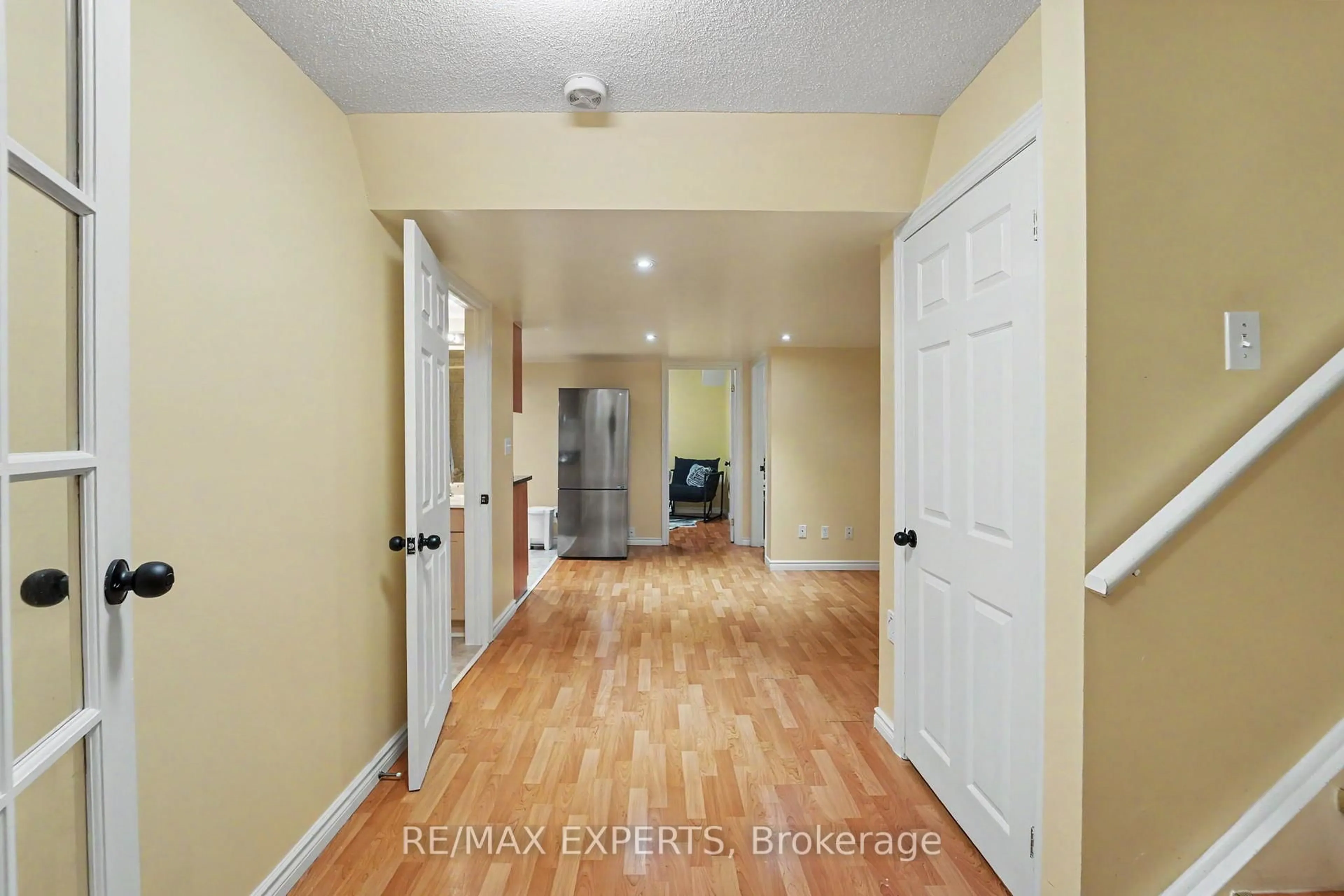 Indoor entryway for 7 Cornerstone Rd, Markham Ontario L6E 1S4