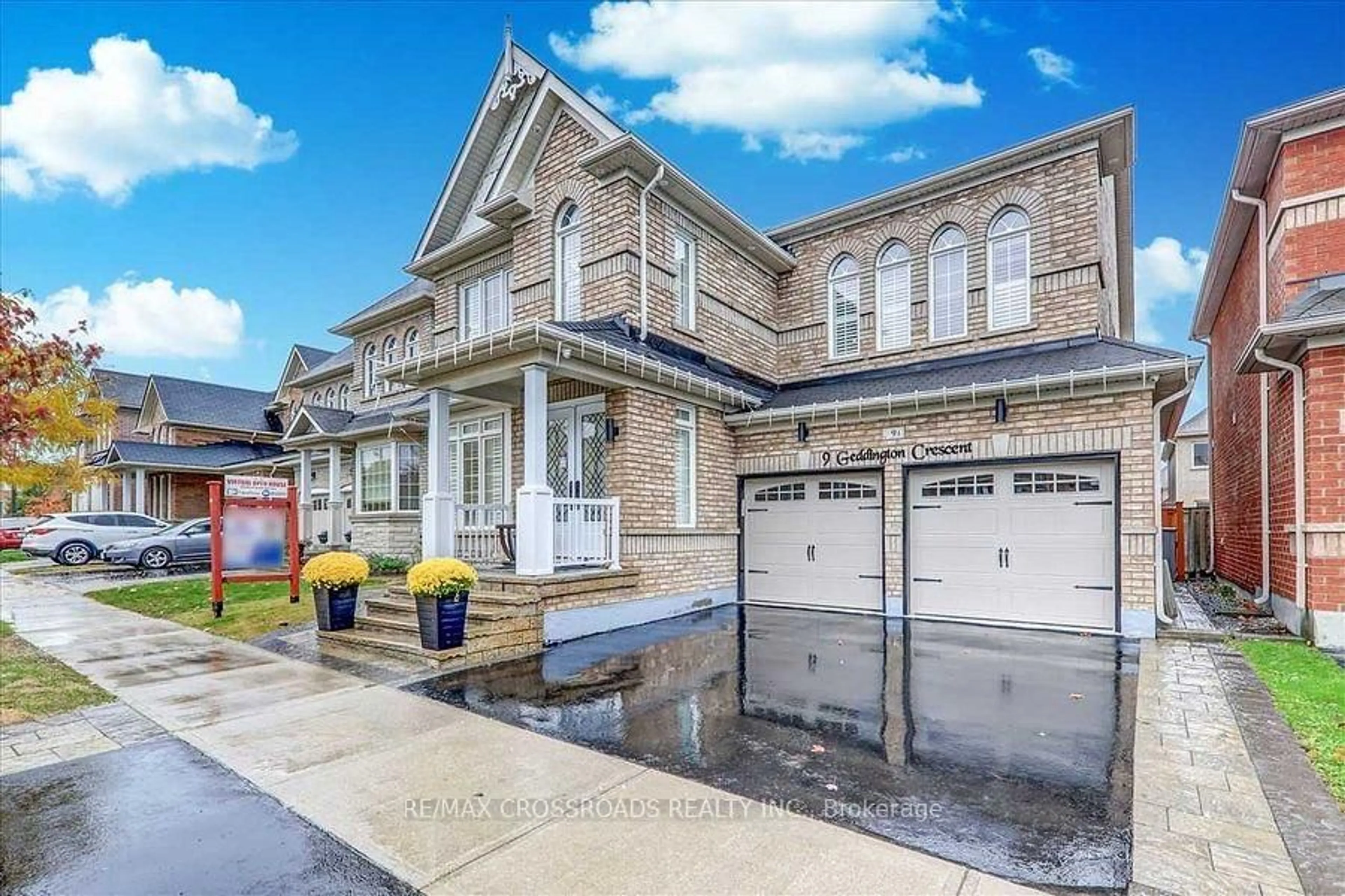 Home with brick exterior material, street for 9 Geddington Cres, Markham Ontario L6B 0G4