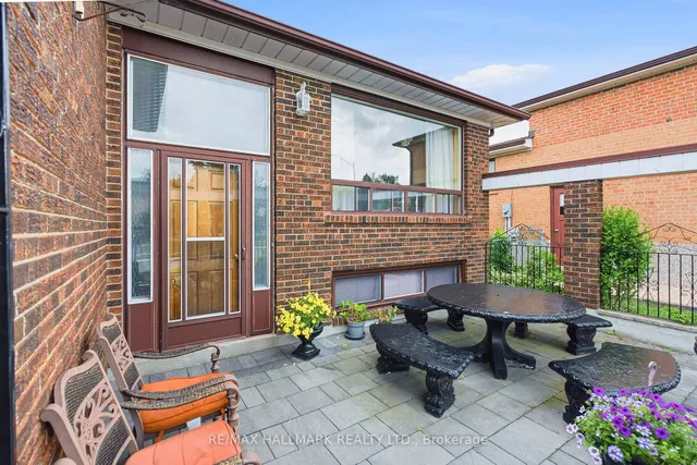 65 Oakhill Rd, Vaughan 5