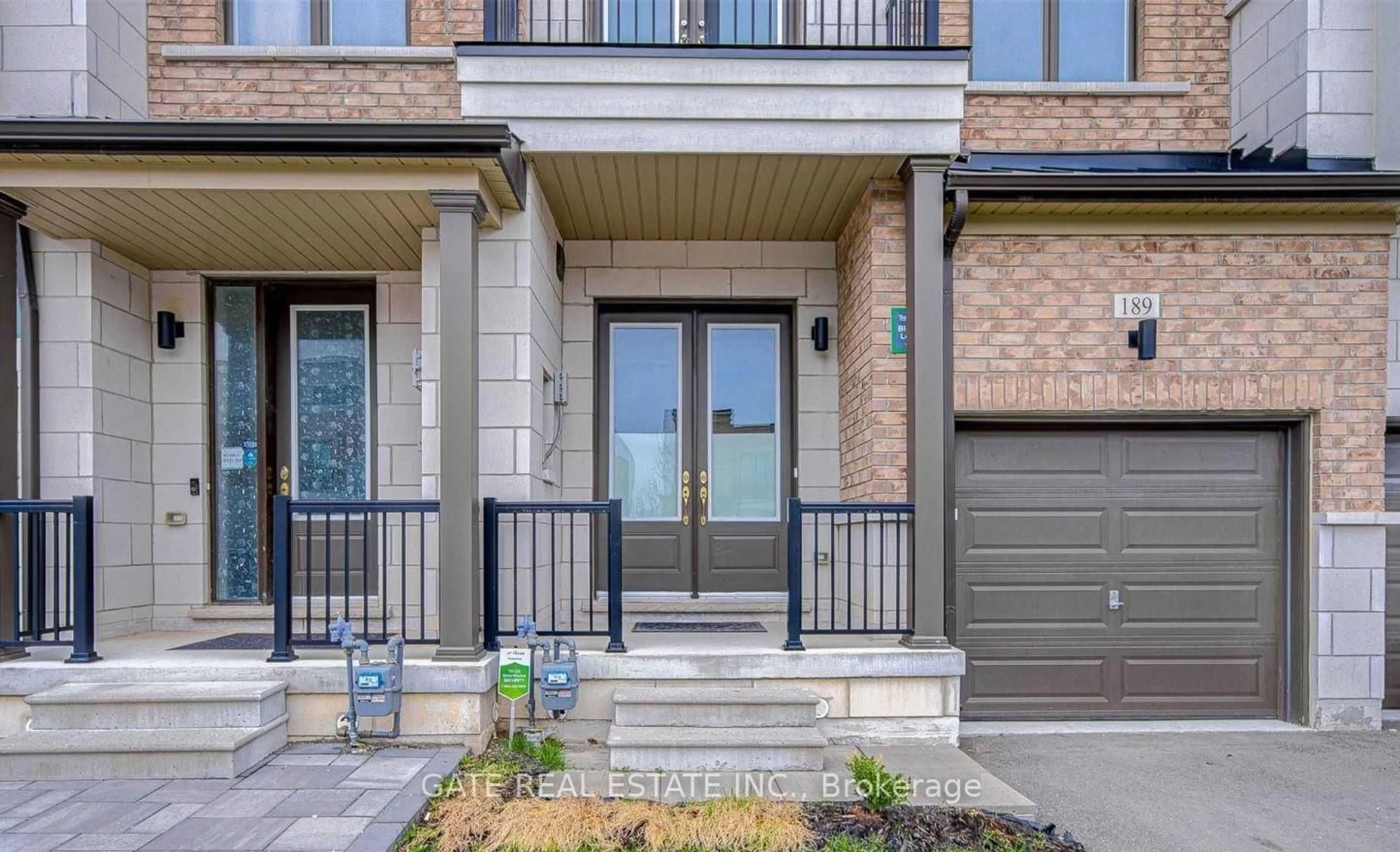 Home with brick exterior material, street for 189 Elyse Crt, Aurora Ontario L4G 2C9