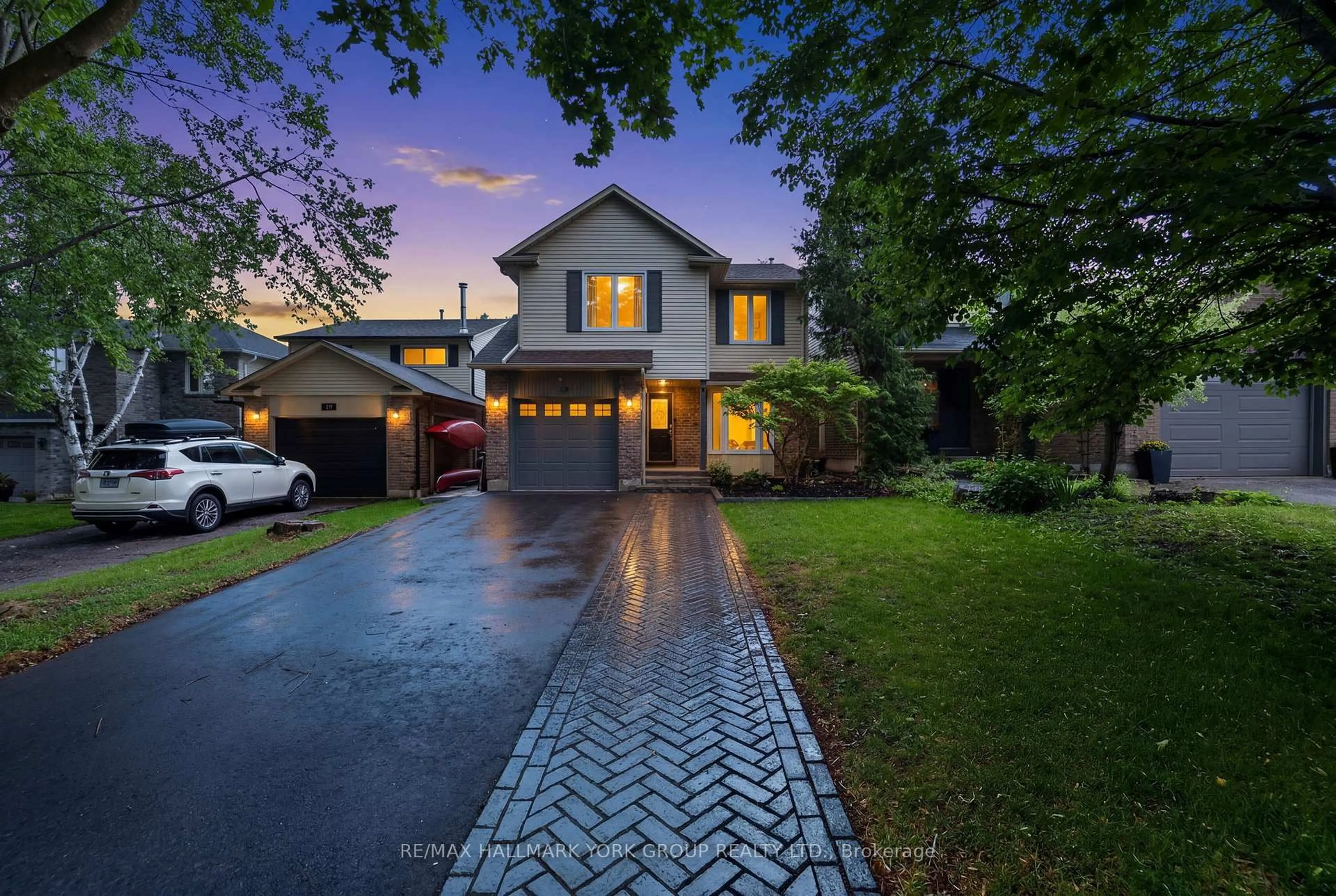 Home with brick exterior material, street for 12 Odin Cres, Aurora Ontario L4G 3T4
