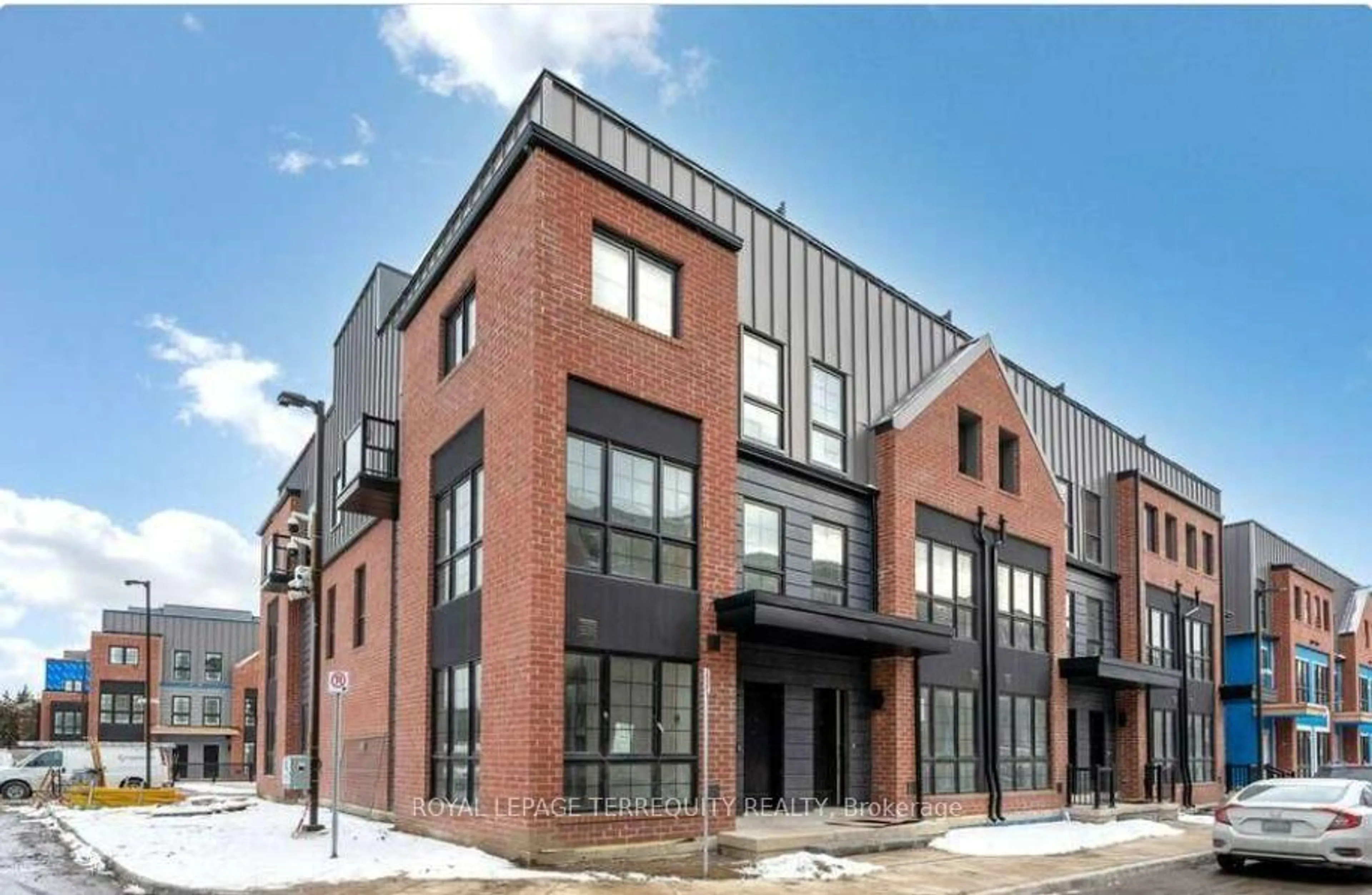 Home with brick exterior material, building for 150 Alton Cres, Vaughan Ontario L4J 0M1