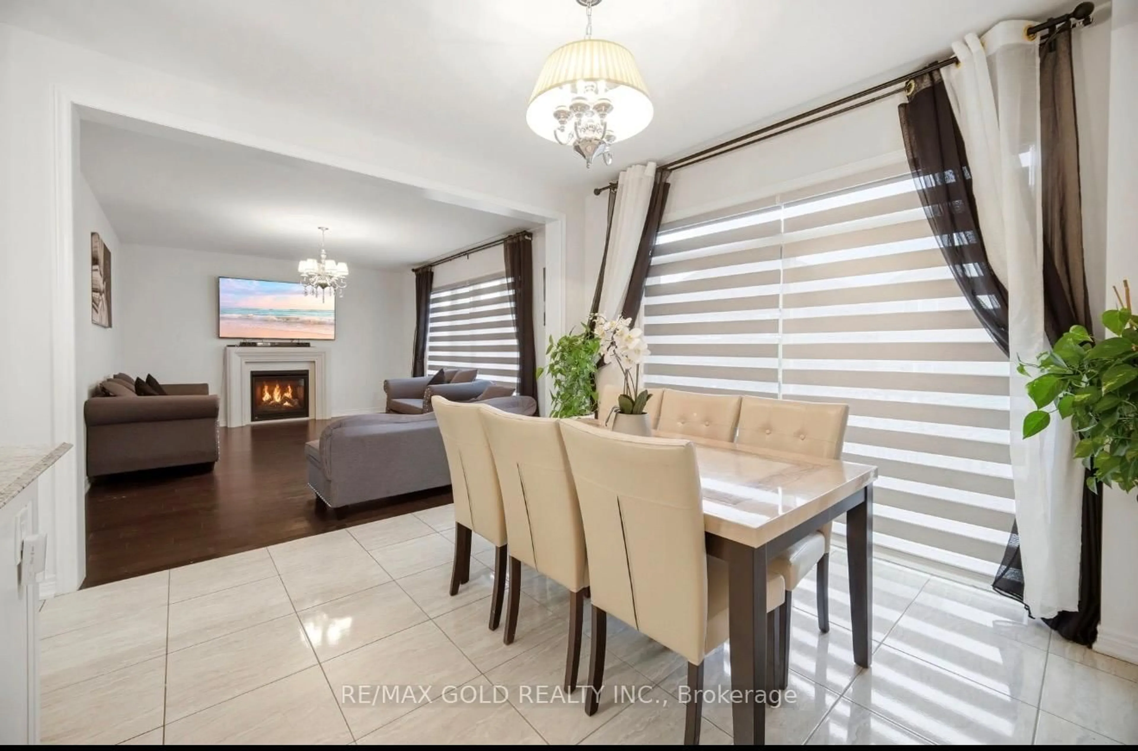 Dining room, unknown for 814 Green St, Innisfil Ontario L0L 1W0