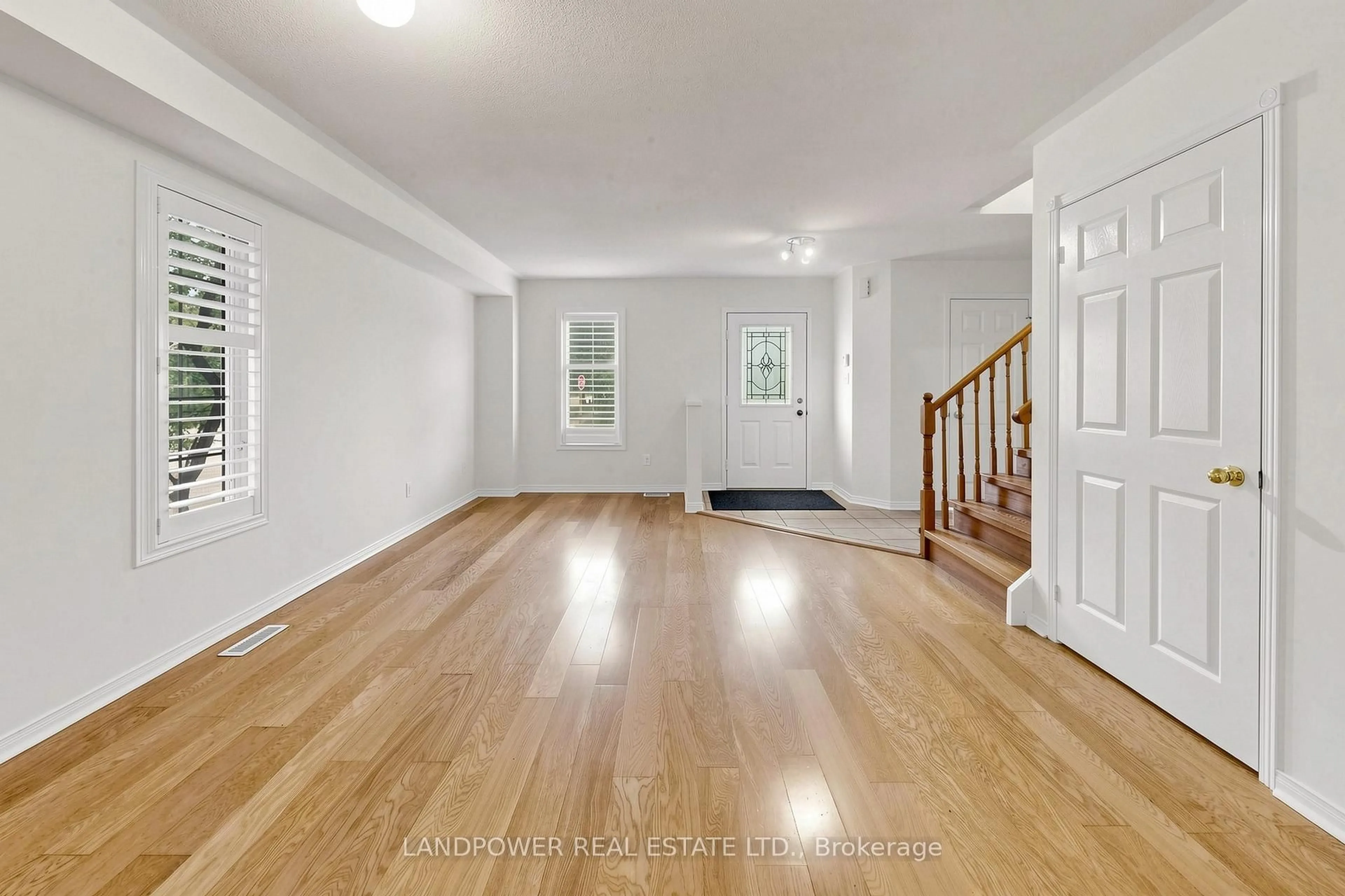 A pic of a room for 1 Bruce Creek Dr, Markham Ontario L6C 2V9