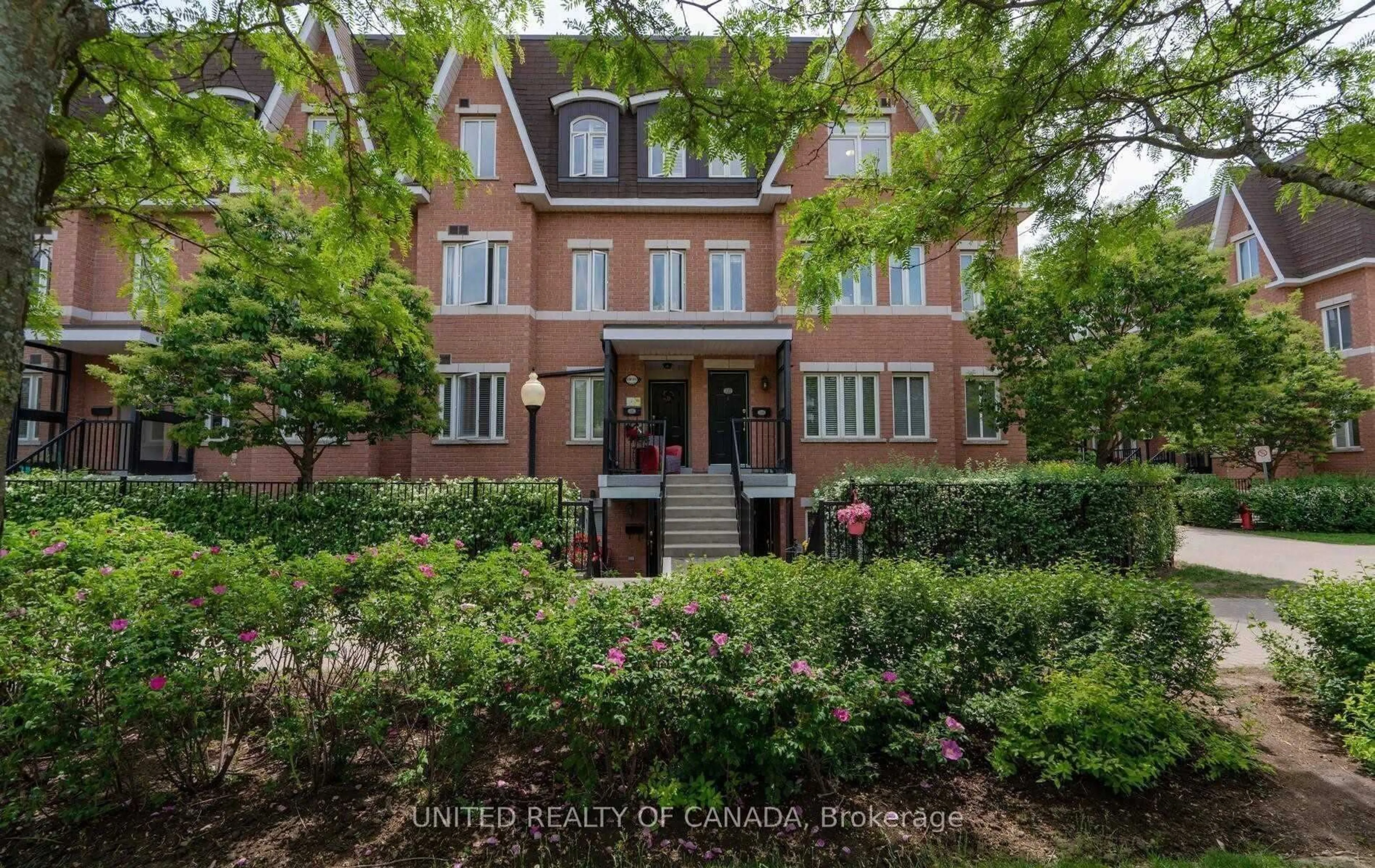 Home with brick exterior material, street for 312 John St #330, Markham Ontario L3T 0A7