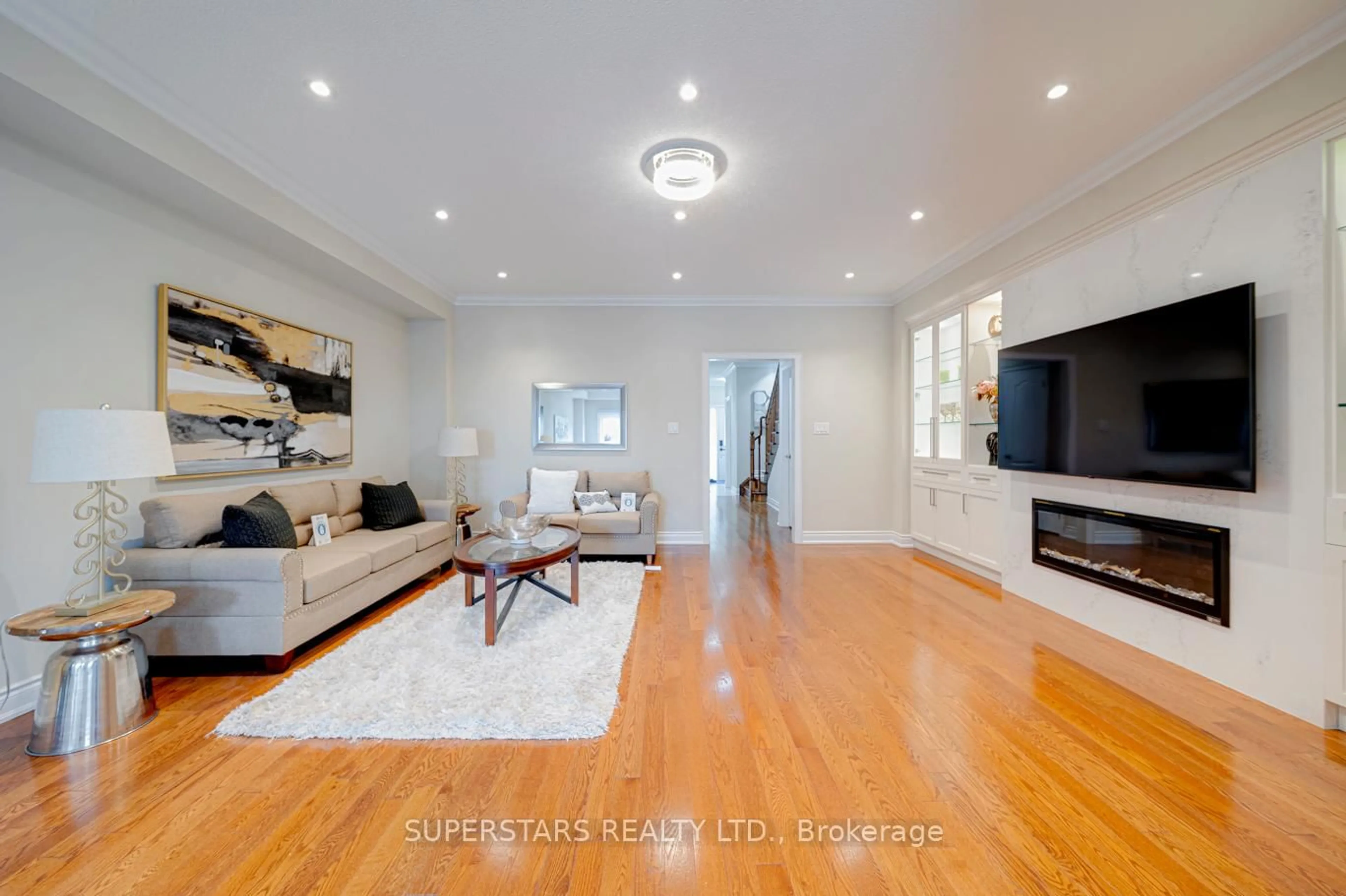 Living room with furniture, unknown for 3 Zachary Pl, Vaughan Ontario L4H 0C2