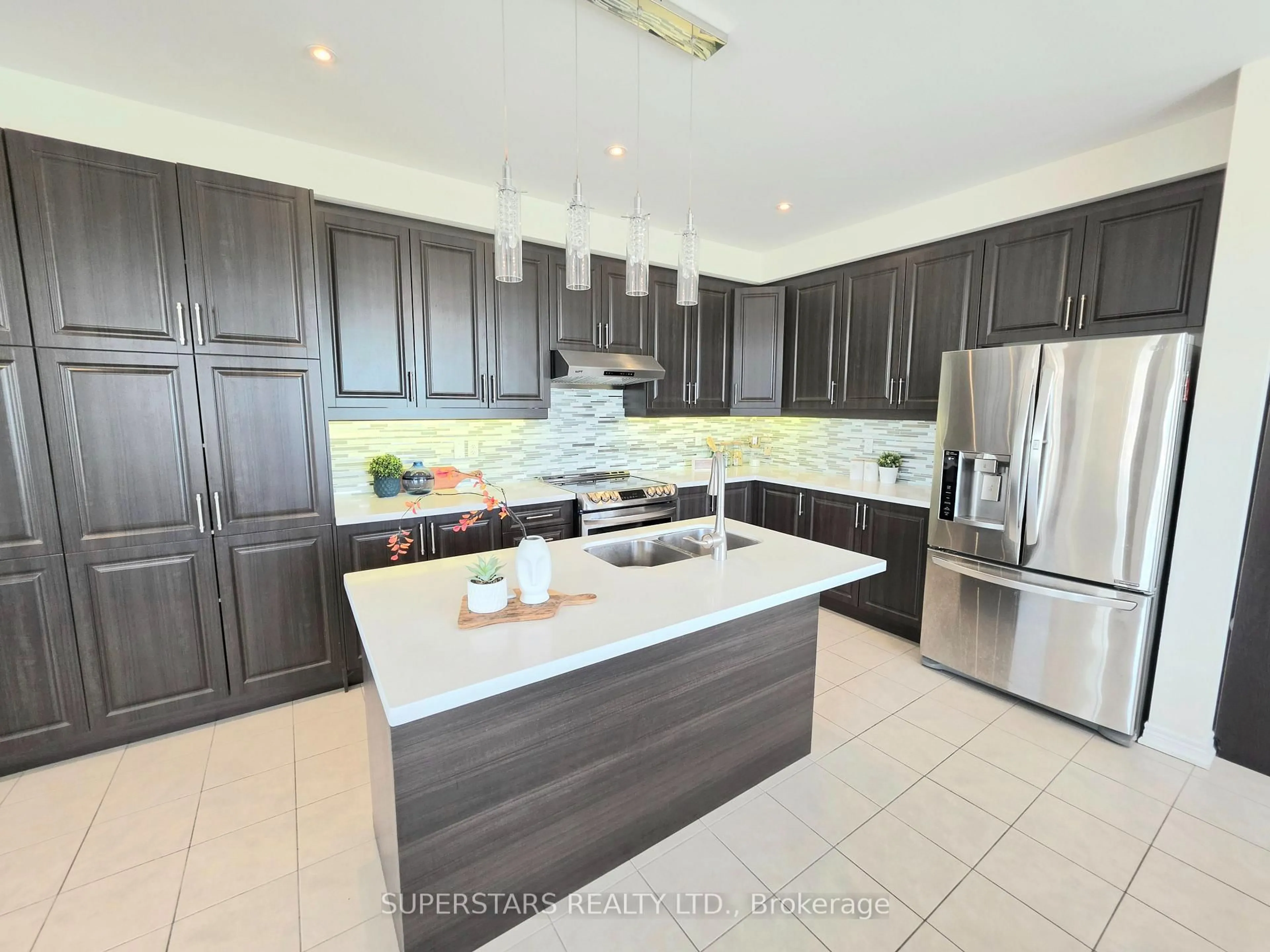 Contemporary kitchen, ceramic/tile floor for 33 Tilbury Gate, Markham Ontario L6B 1M5