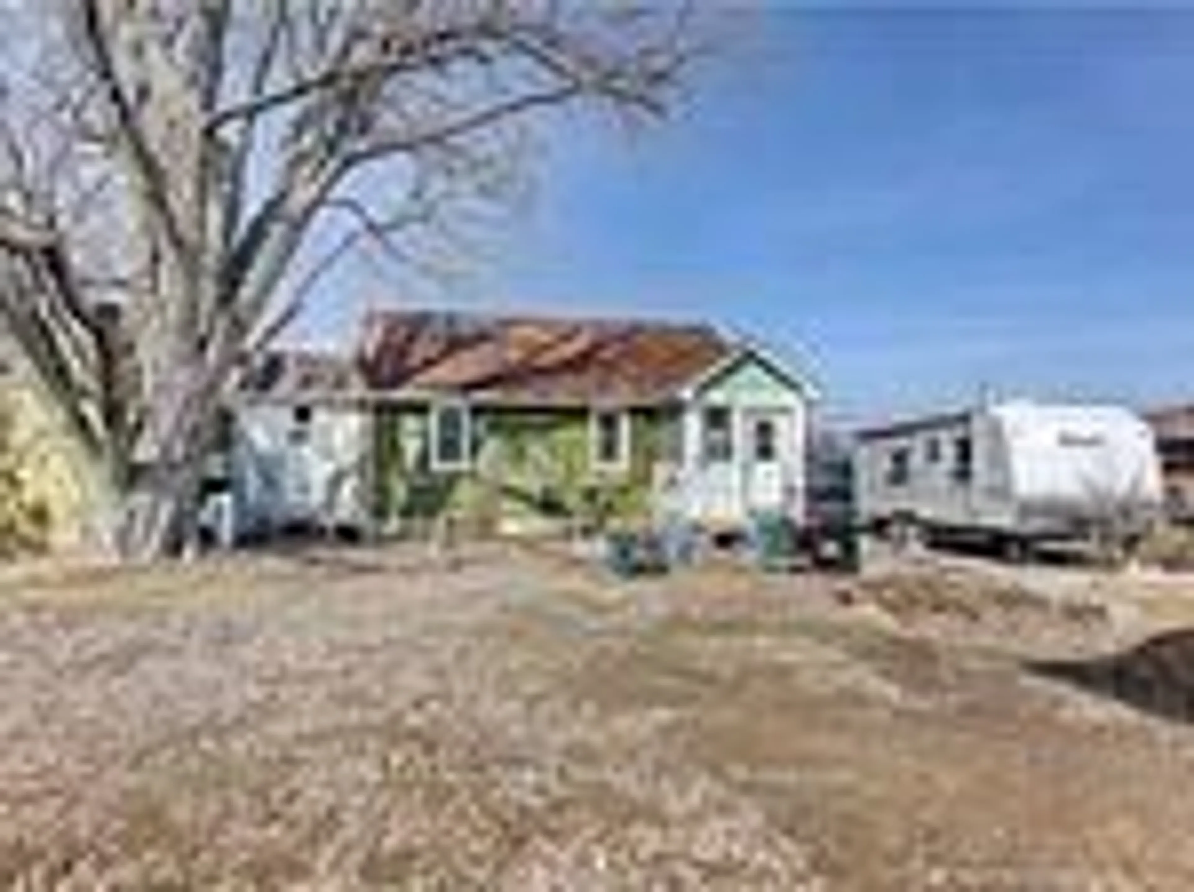 A pic from outside/outdoor area/front of a property/back of a property/a pic from drone, street for 1527 Killarney Beach Rd, Innisfil Ontario L0L 1W0