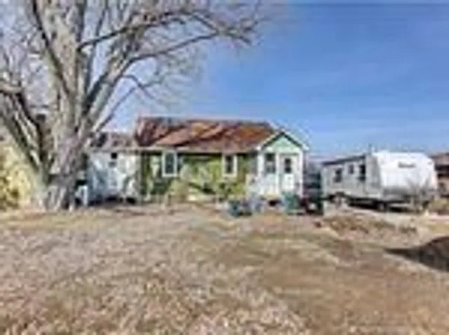 1527 Killarney Beach Rd, Innisfil 2