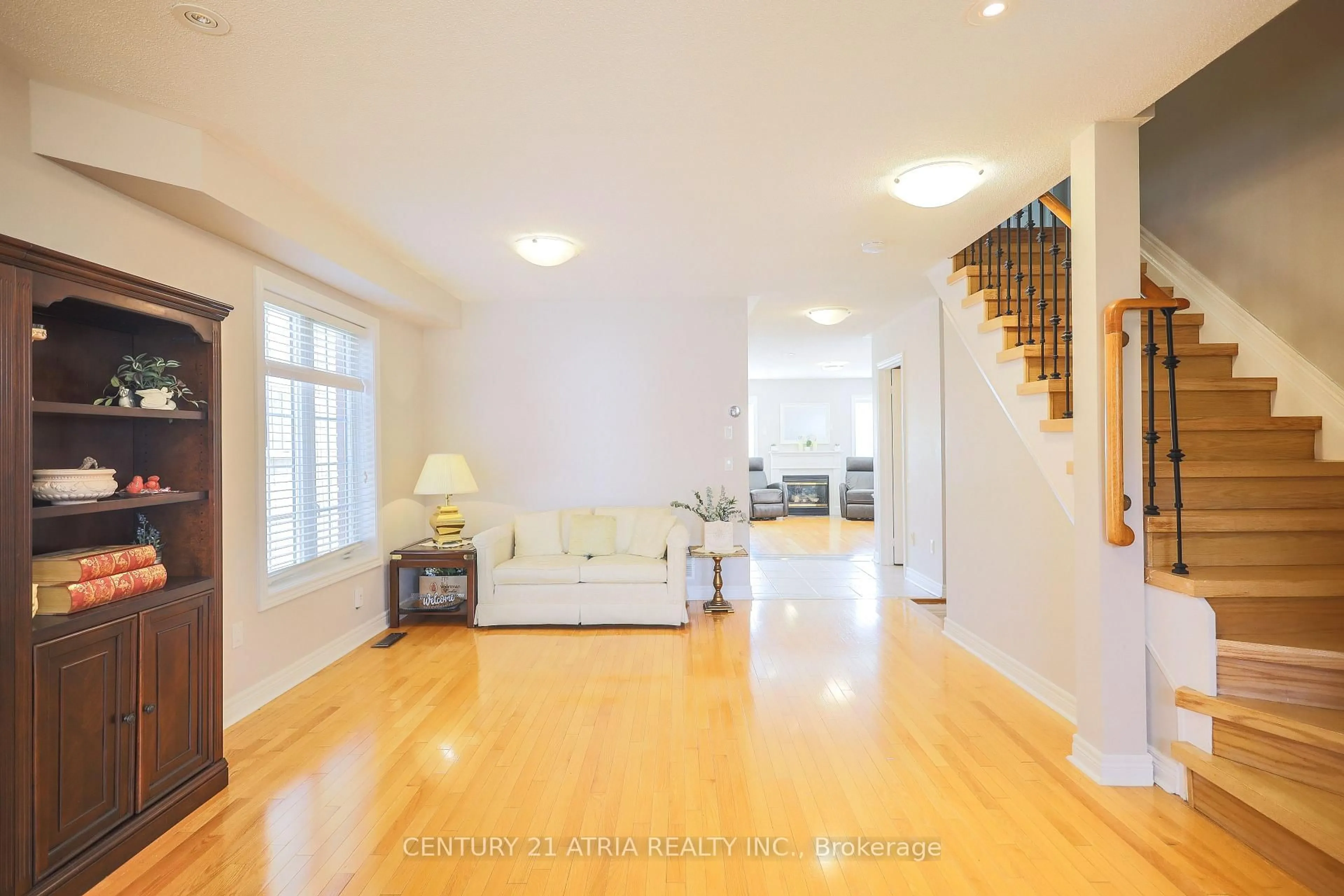 Unknown for 24 William Grant Rd, Markham Ontario L6E 1R7