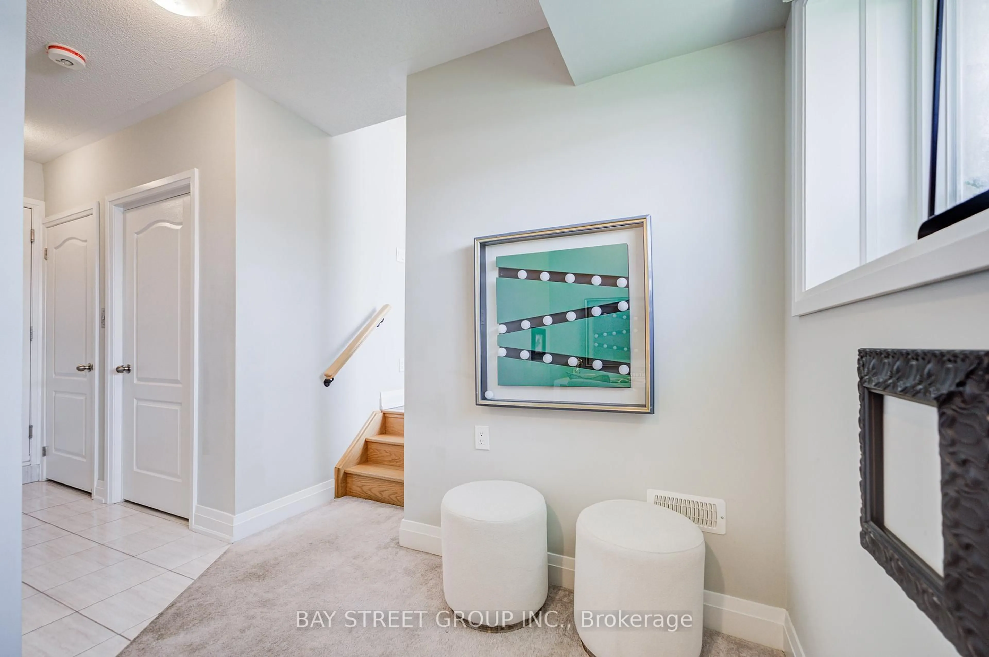 Indoor entryway for 6 Teasel Way, Markham Ontario L3R 9S3