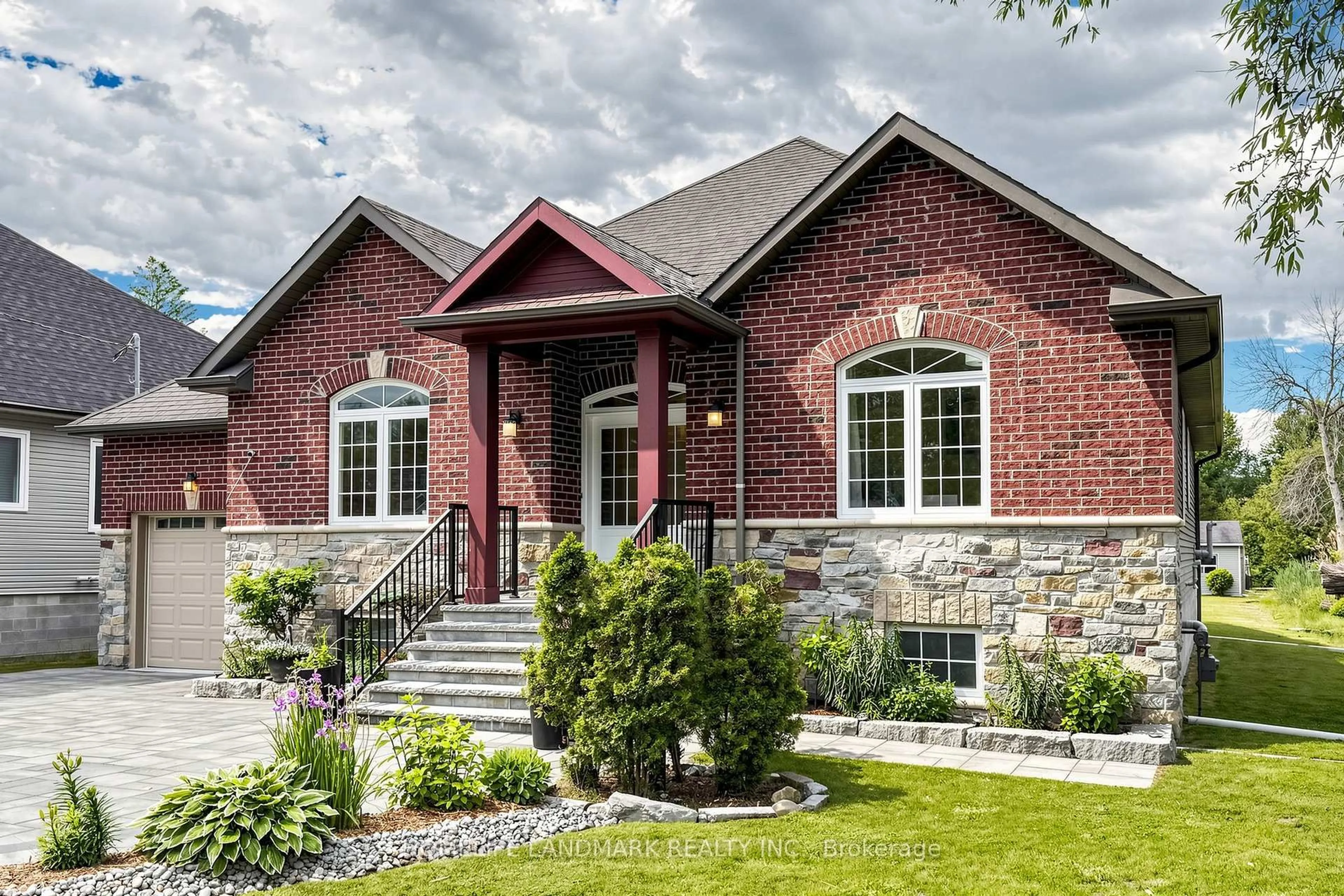 Home with brick exterior material, street for 61 Irving Dr, Georgina Ontario L0E 1N0