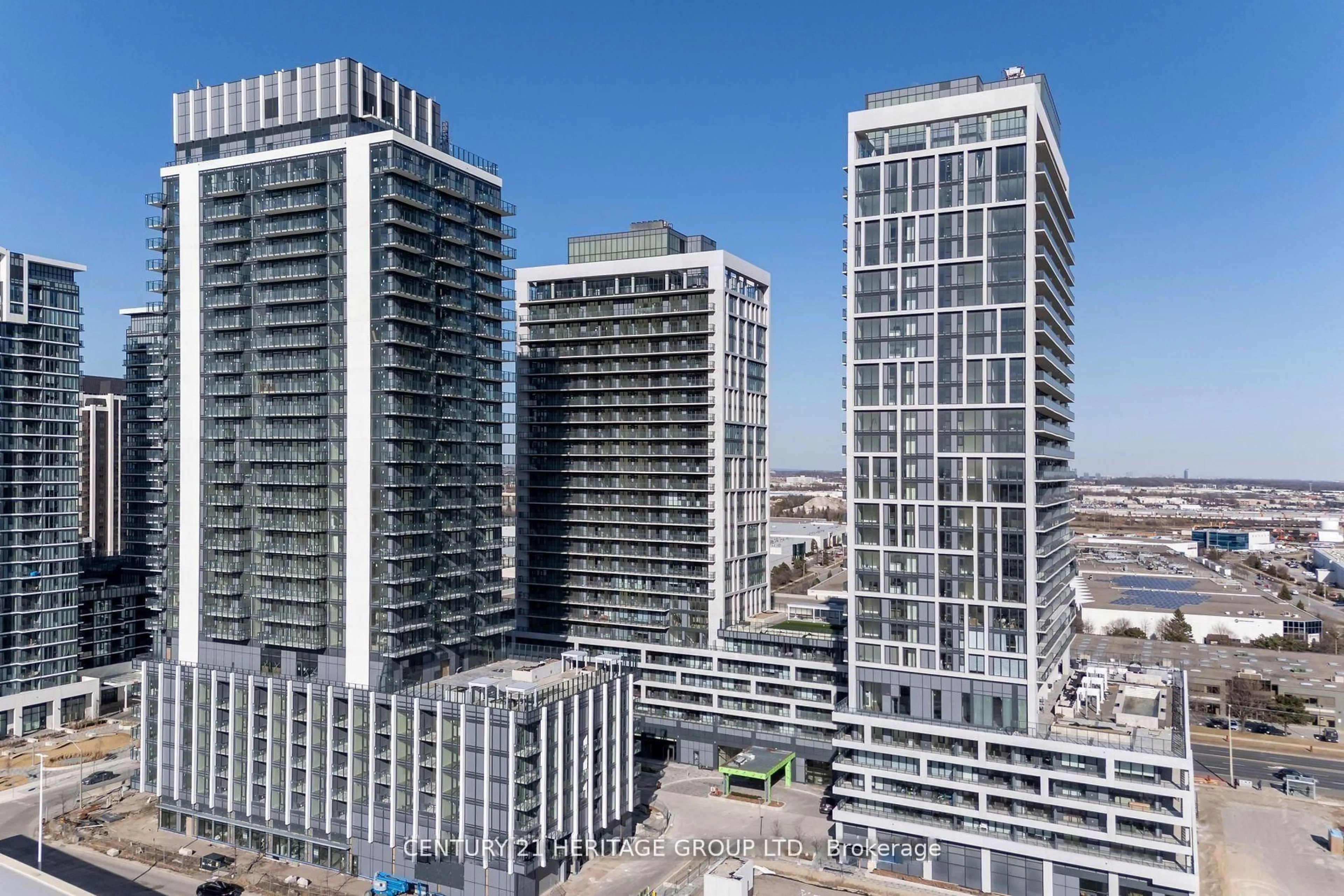A pic from outside/outdoor area/front of a property/back of a property/a pic from drone, city buildings view from balcony for 8960 Jane St #2301, Vaughan Ontario L4K 2M9