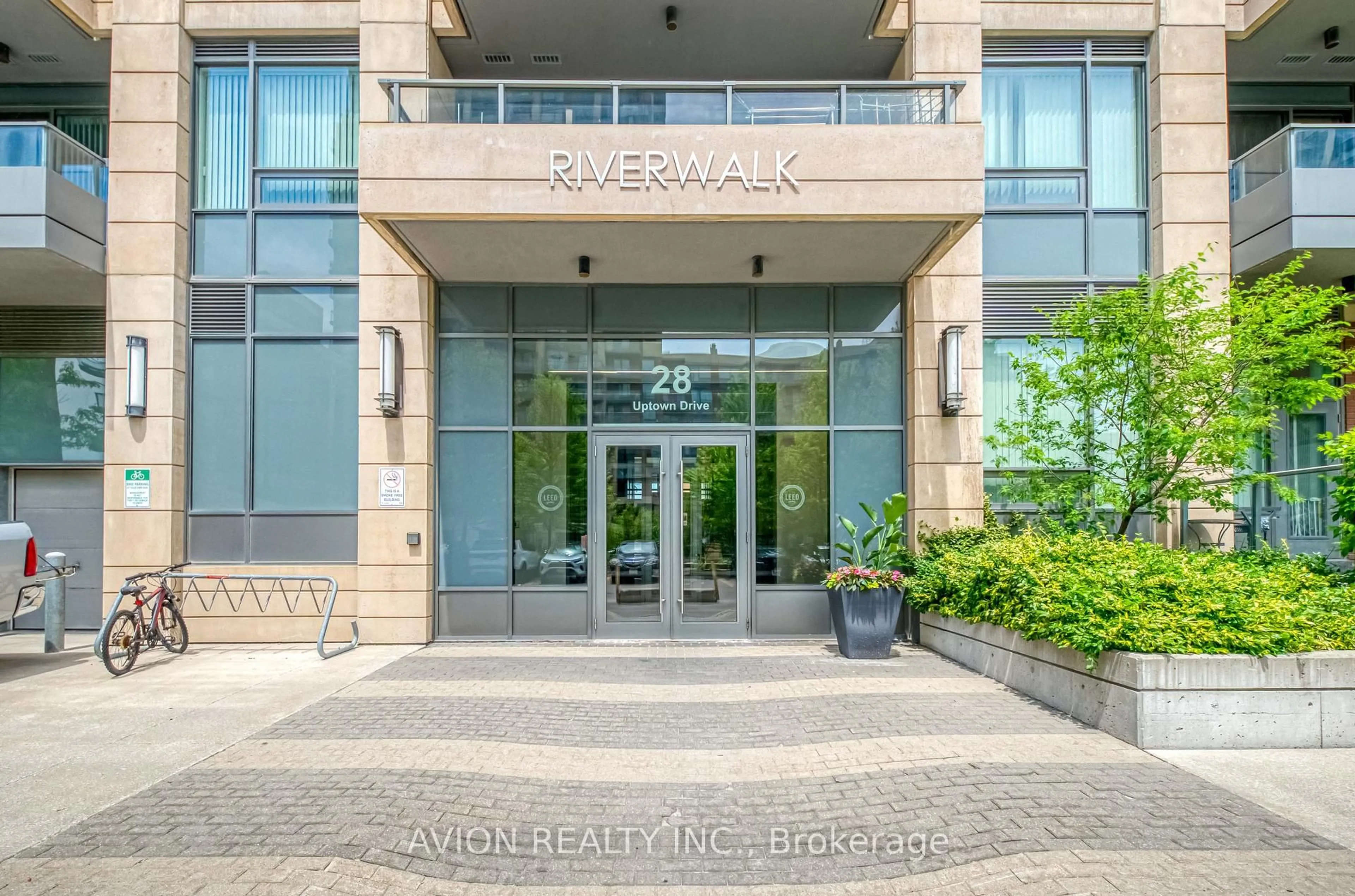 Indoor foyer for 28 Uptown Dr #217, Markham Ontario L3R 5M8