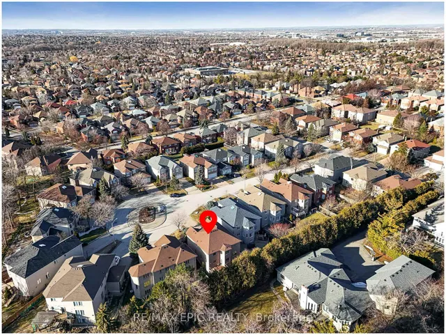 11 Palace Crt, Richmond Hill 5