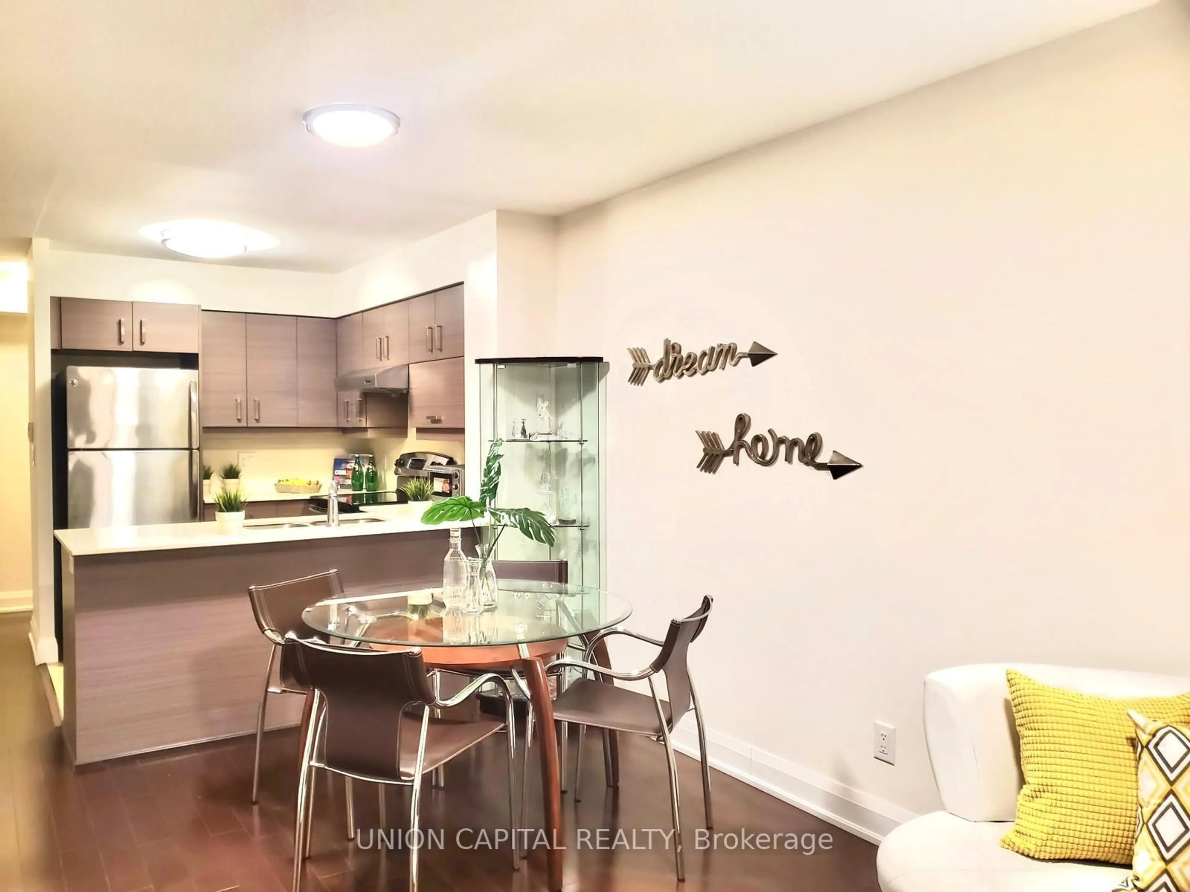 Open concept kitchen, unknown for 1 Uptown Dr #910, Markham Ontario L3R 5C1