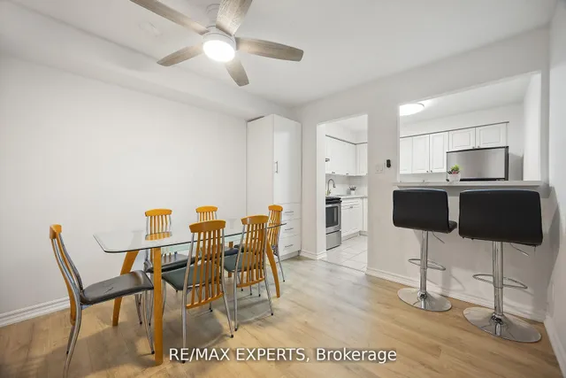 242 Milestone Cres, Aurora 3