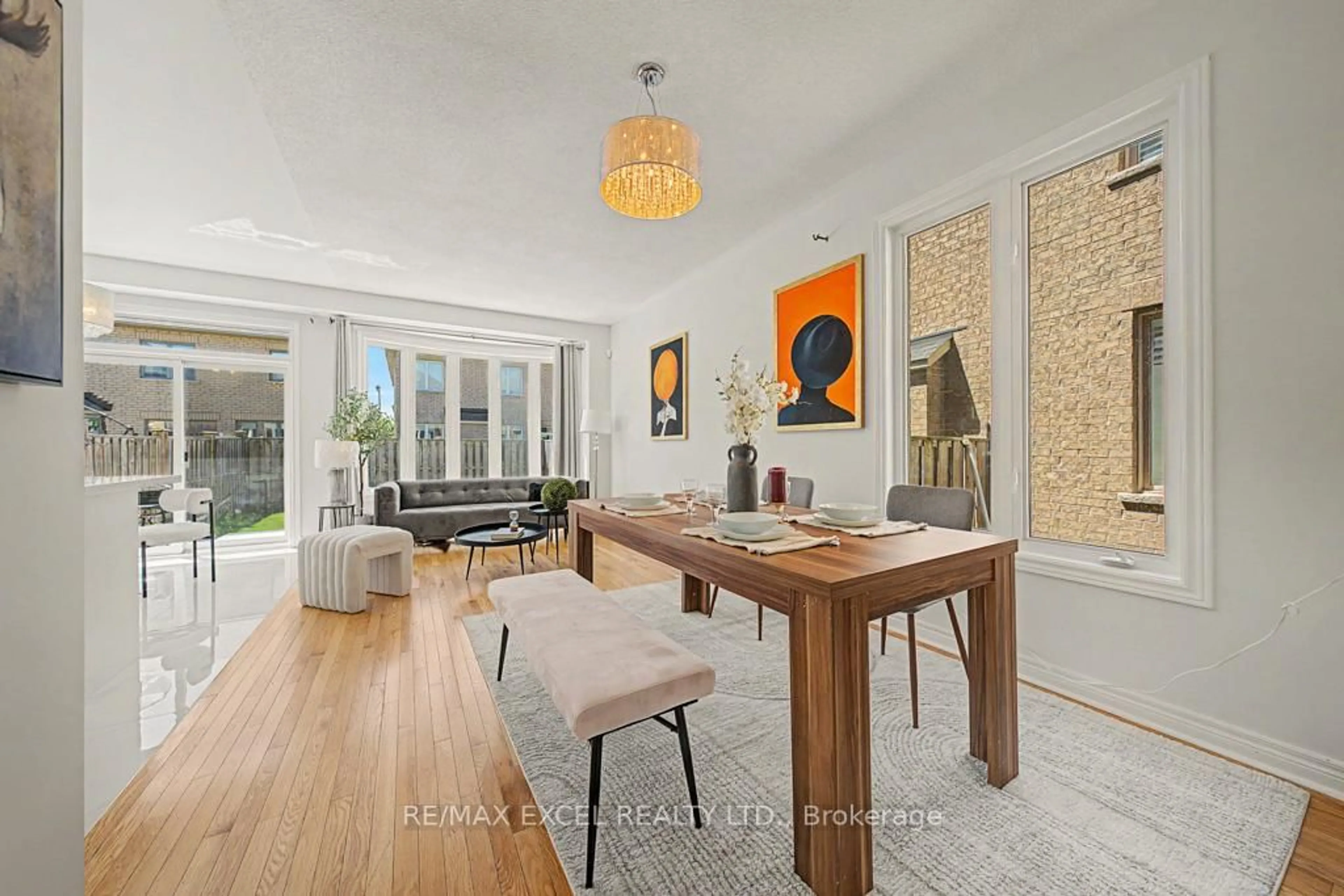 Dining room, unknown for 33 Brown Lane, Whitchurch-Stouffville Ontario L4A 0V1