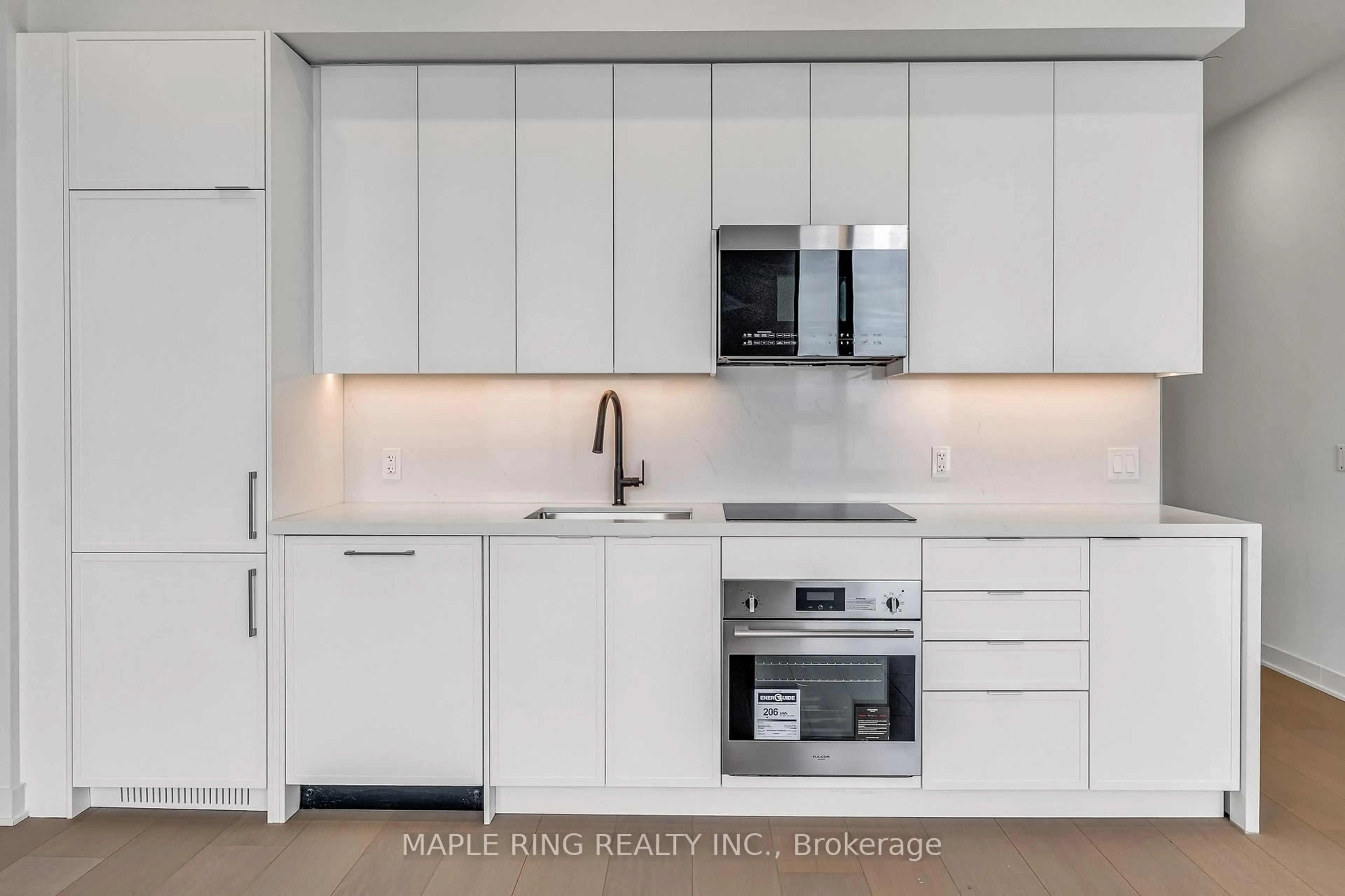 Unknown for 2920 Highway 7 Rd #402, Vaughan Ontario L4K 0P4