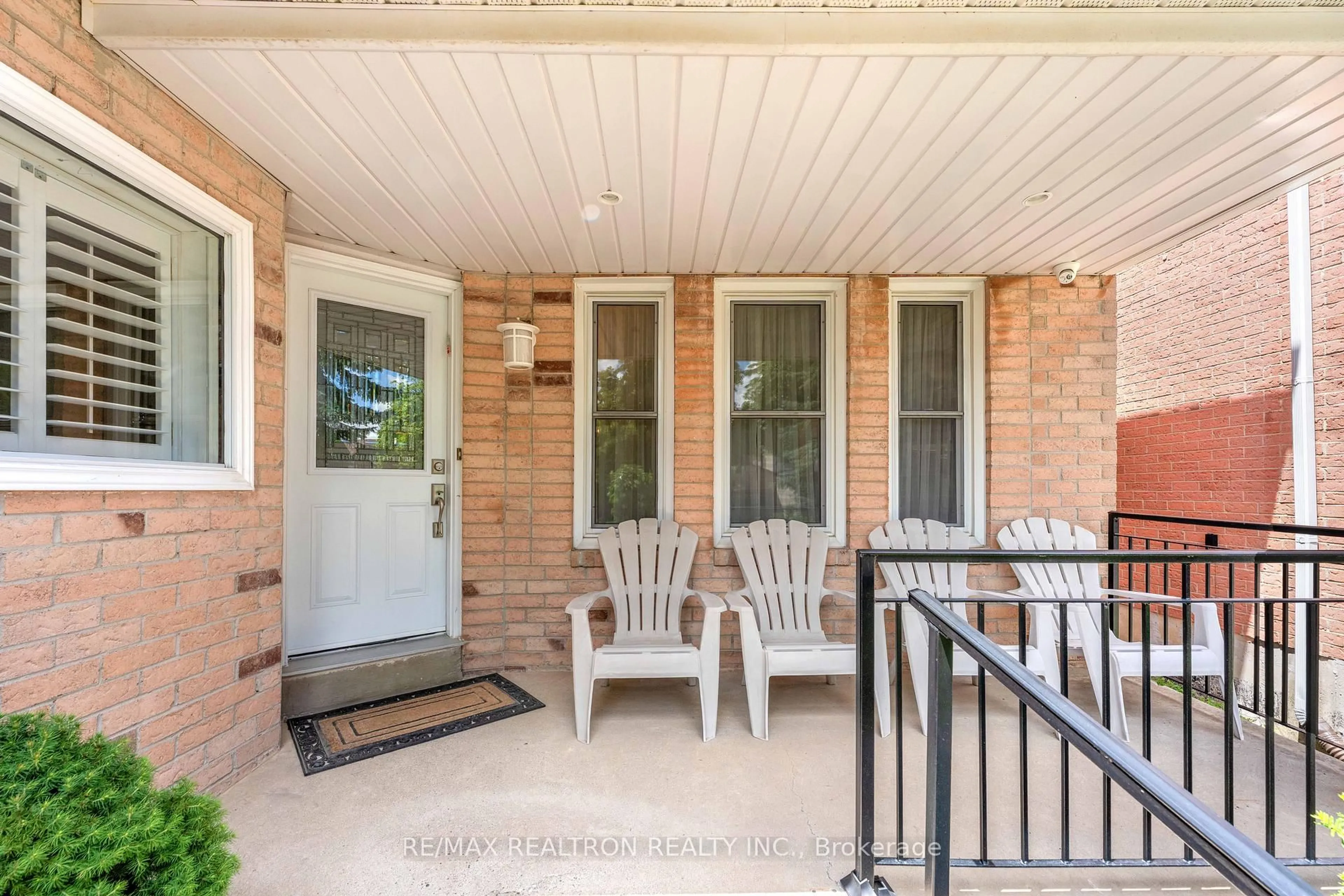 Unknown for 10 Millcreek Cres, Vaughan Ontario L4J 6N5