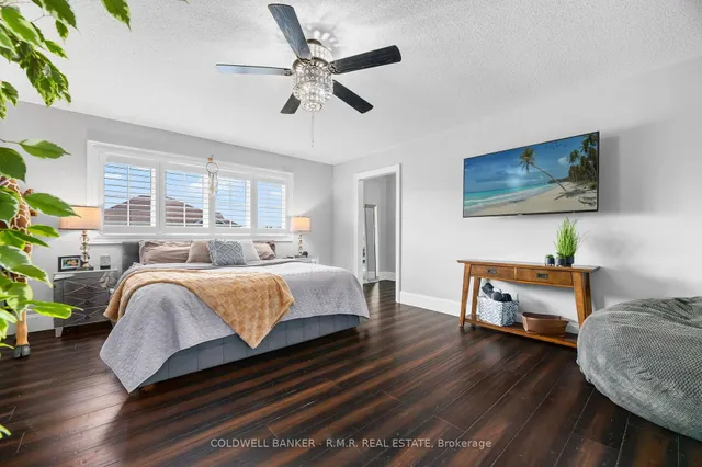 3 Don Hadden Cres, Brock 5