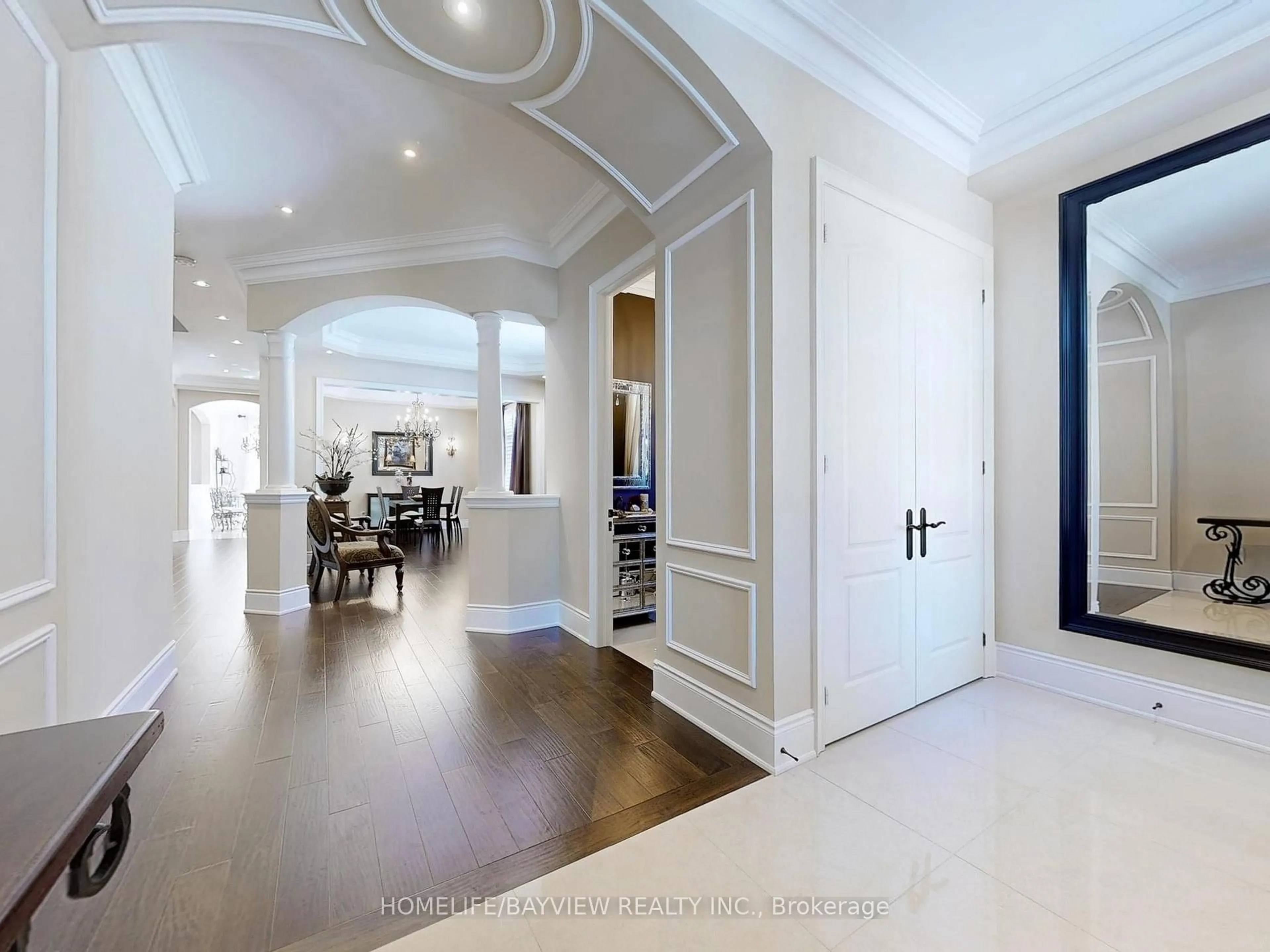 Indoor entryway for 42 Lady Fenyrose Ave, Vaughan Ontario L6A 0E2