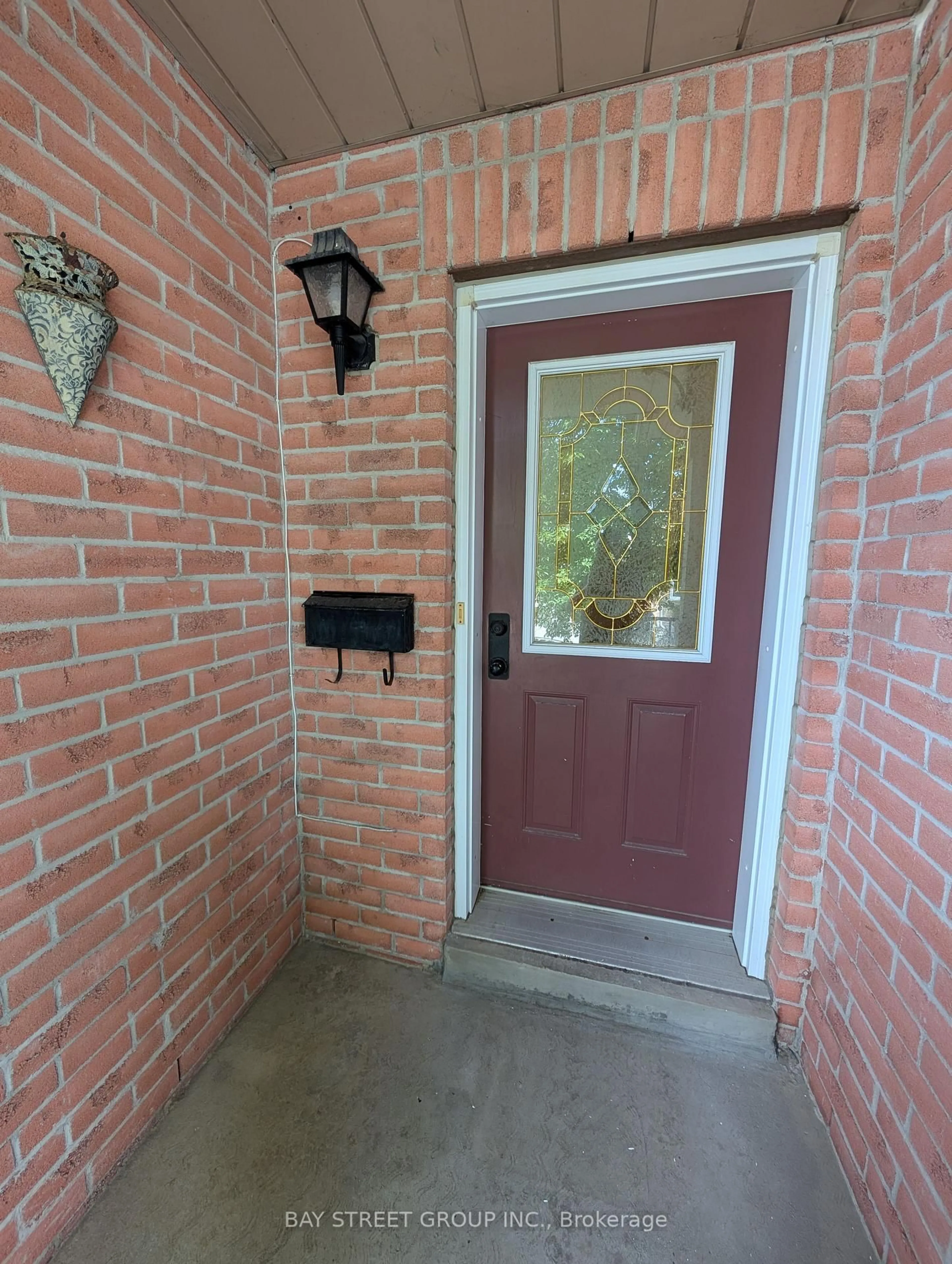 Indoor entryway for 67 Rougehaven Way #32, Markham Ontario L3P 7W5