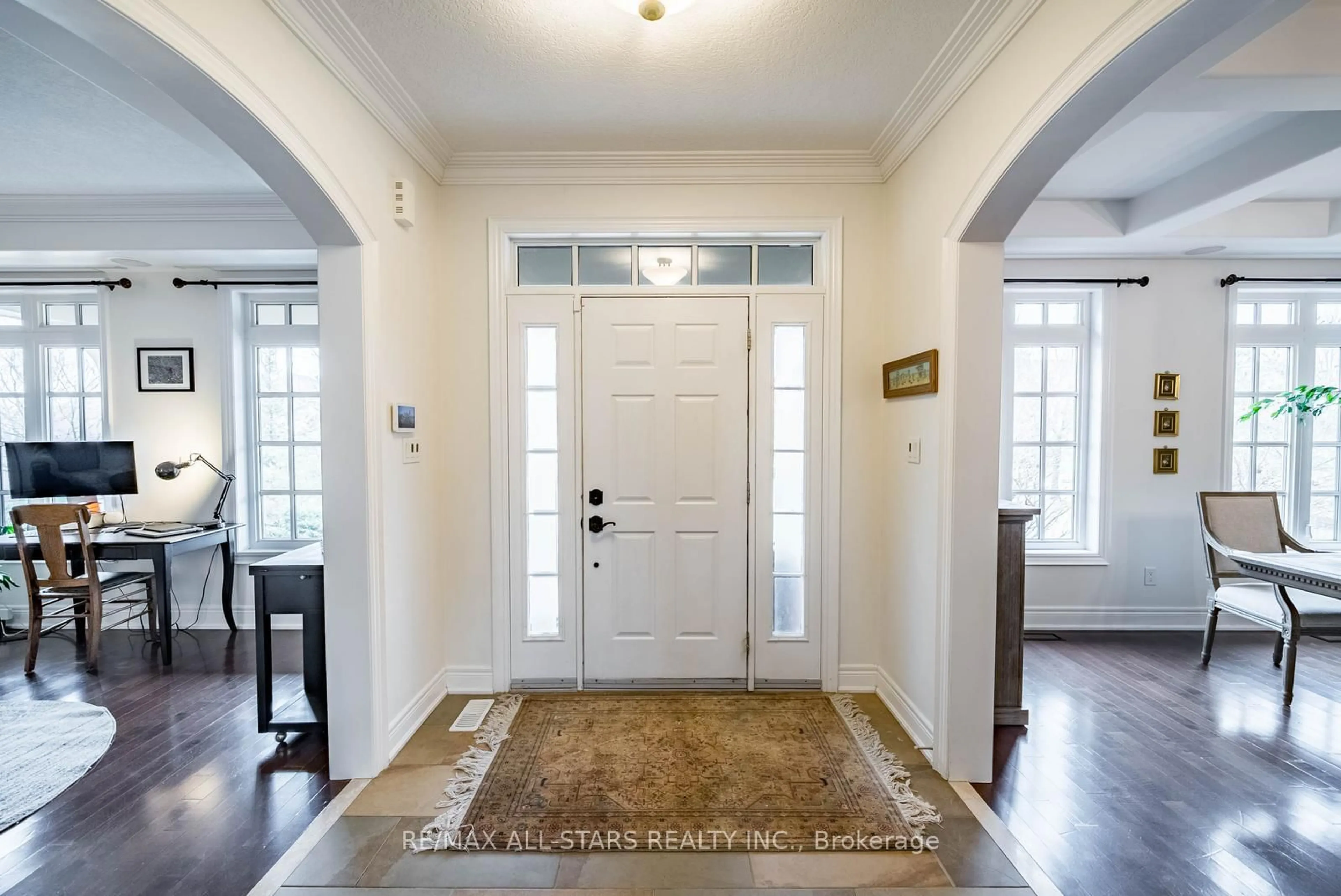 Indoor entryway for 8 Forestgreen Dr #74, Uxbridge Ontario L9P 0B8
