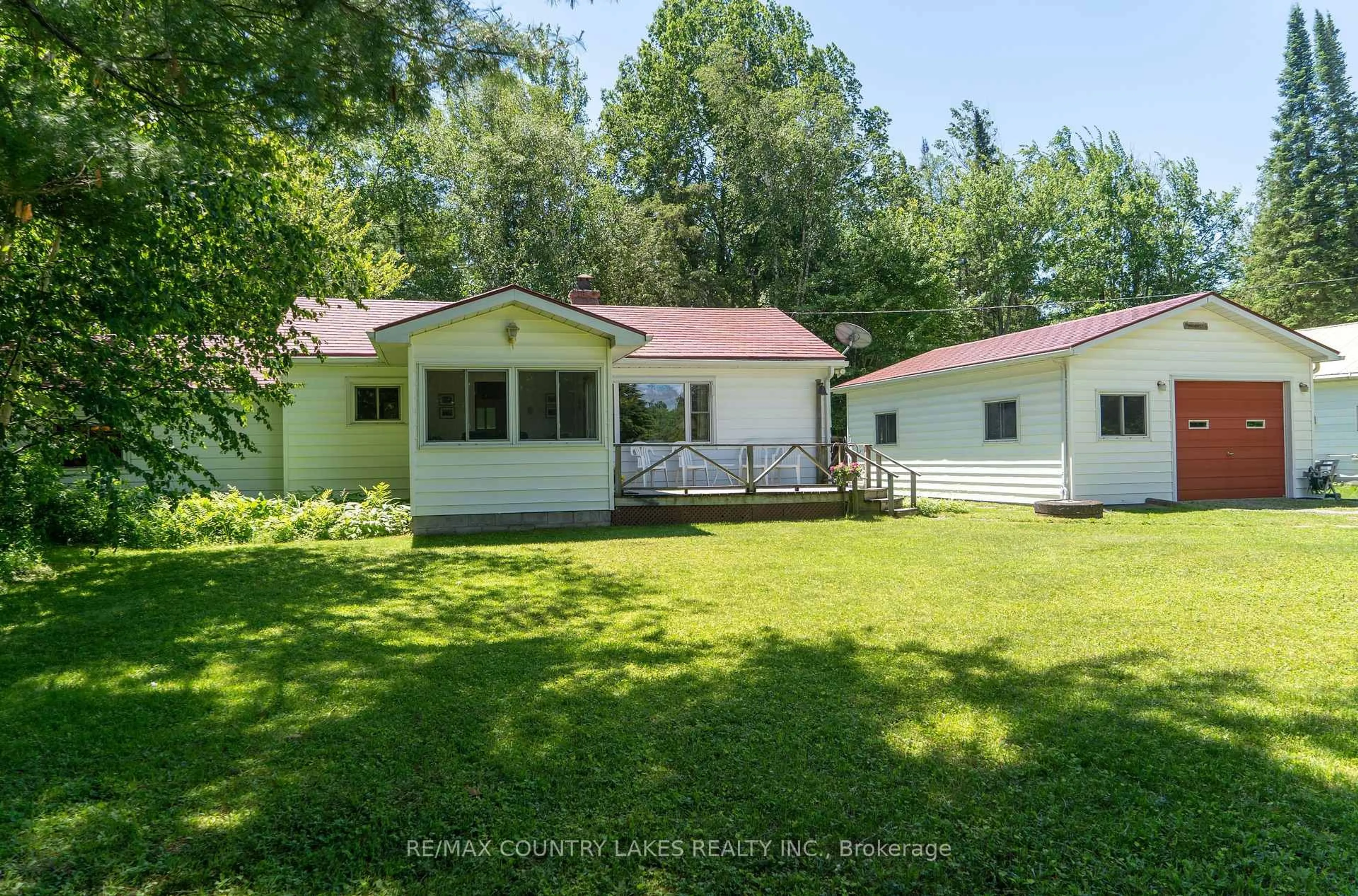A pic from outside/outdoor area/front of a property/back of a property/a pic from drone, unknown for 24 Talbot Dr, Brock Ontario L0K 1A0