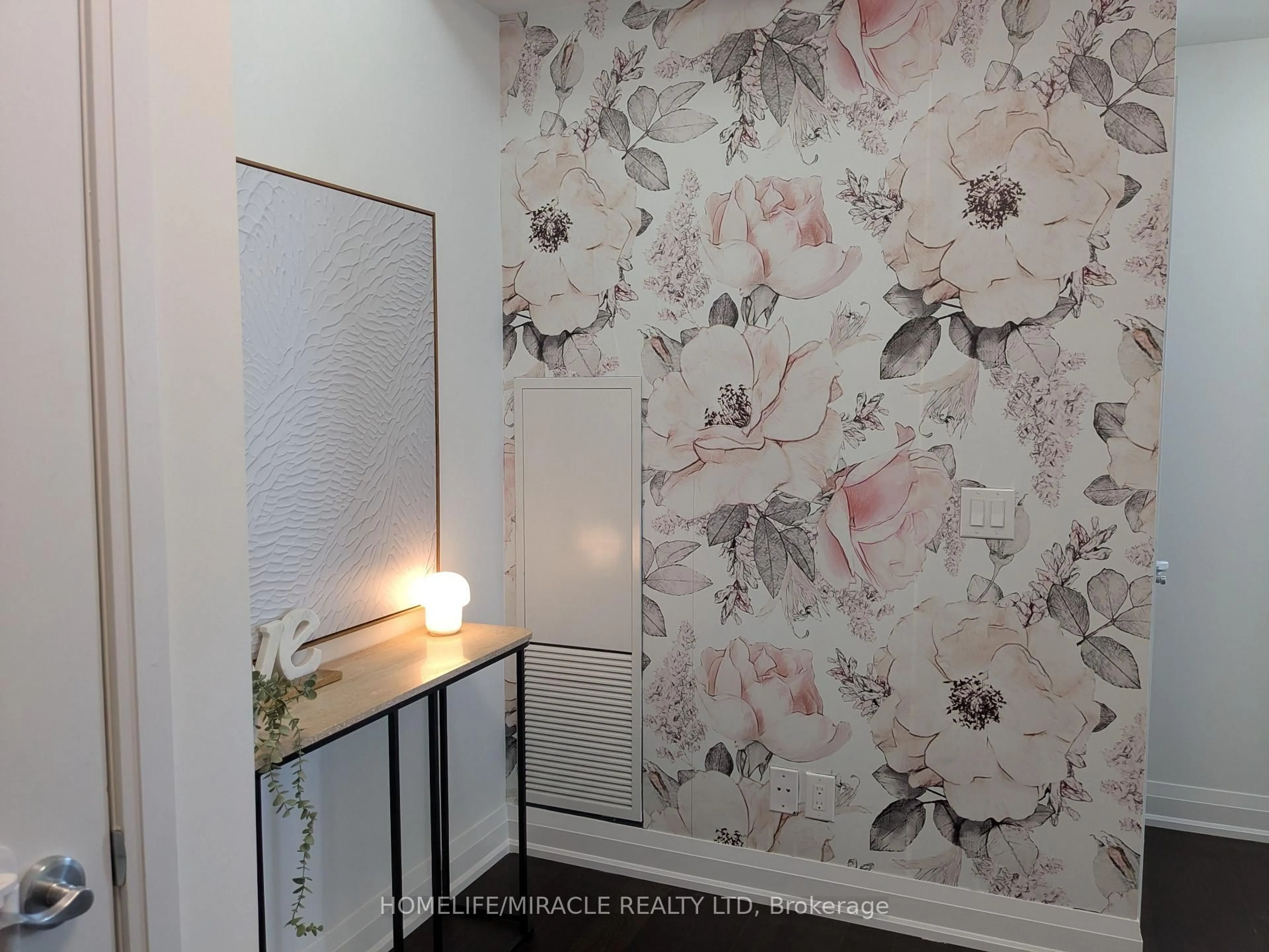 Indoor entryway for 9582 Markham Rd #611, Markham Ontario L6E 0T4
