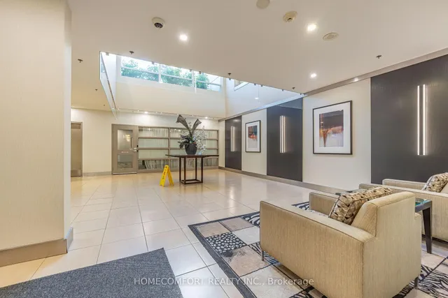 55 South Town Centre Blvd #517, Markham 5
