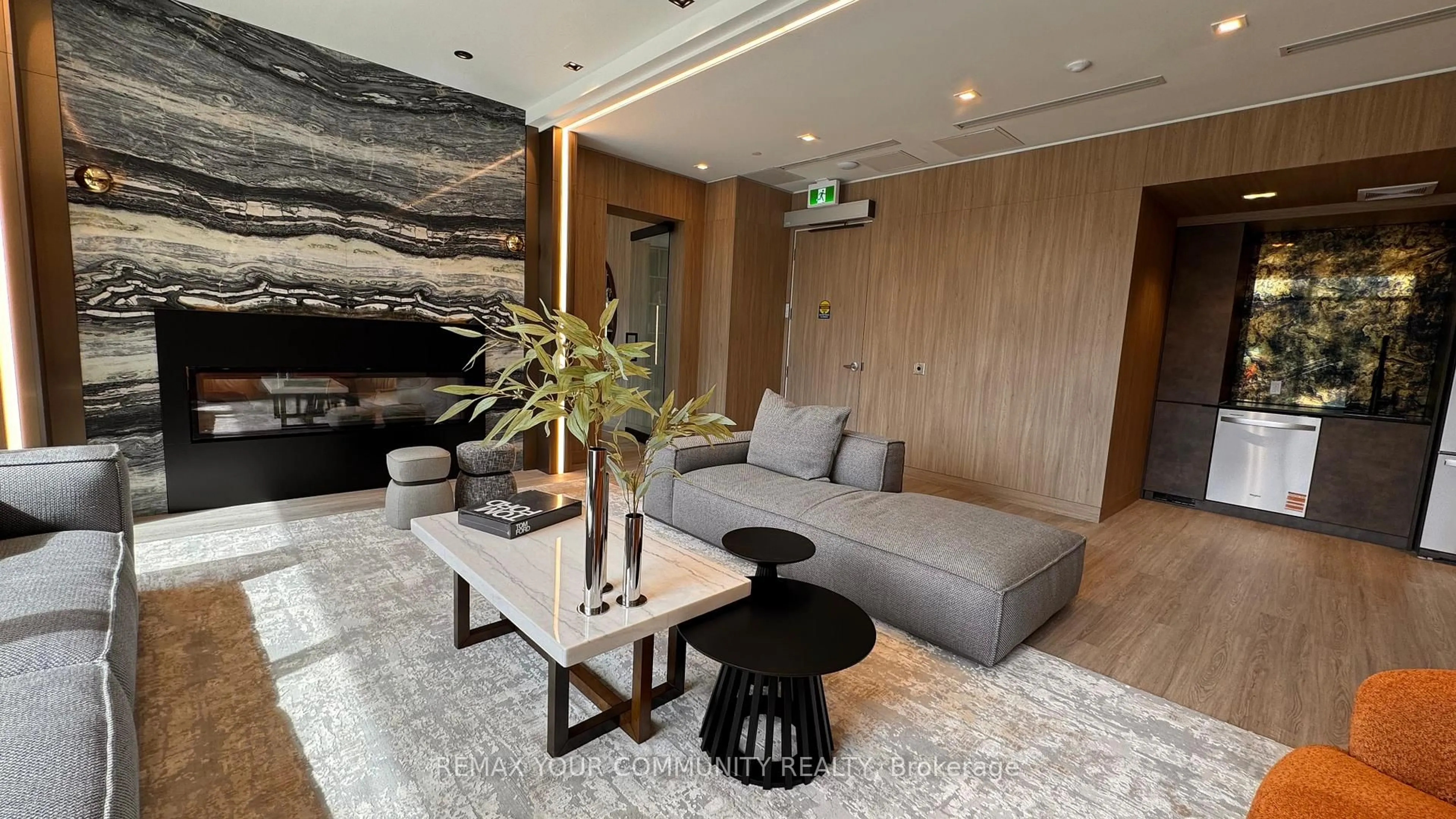 Lobby for 8188 yonge St #328, Vaughan Ontario L4J 0M2