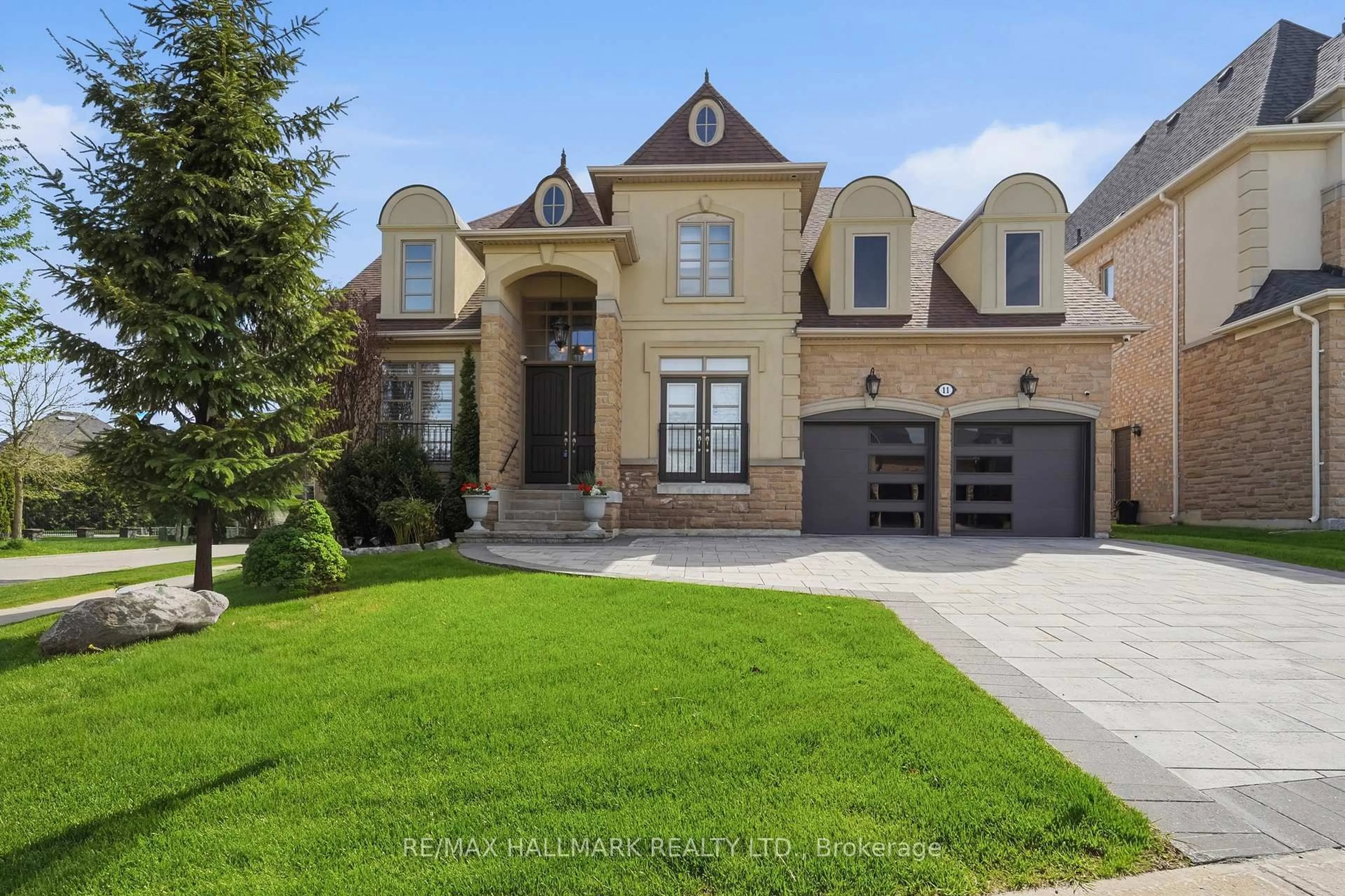Home with brick exterior material, street for 11 Pagean Dr, Richmond Hill Ontario L4E 4R7