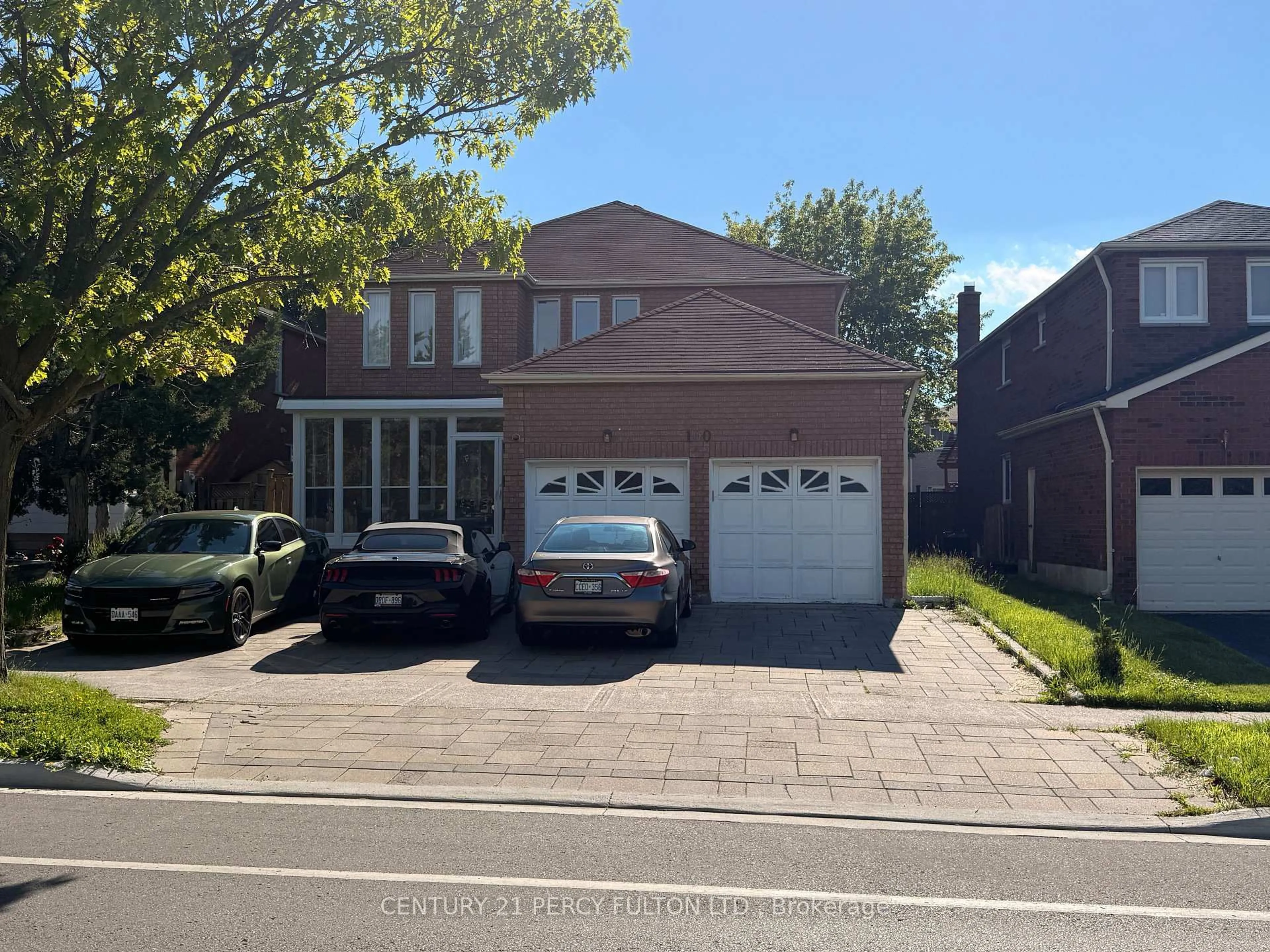 Home with brick exterior material, street for 100 Featherstone Ave, Markham Ontario L3S 3G4
