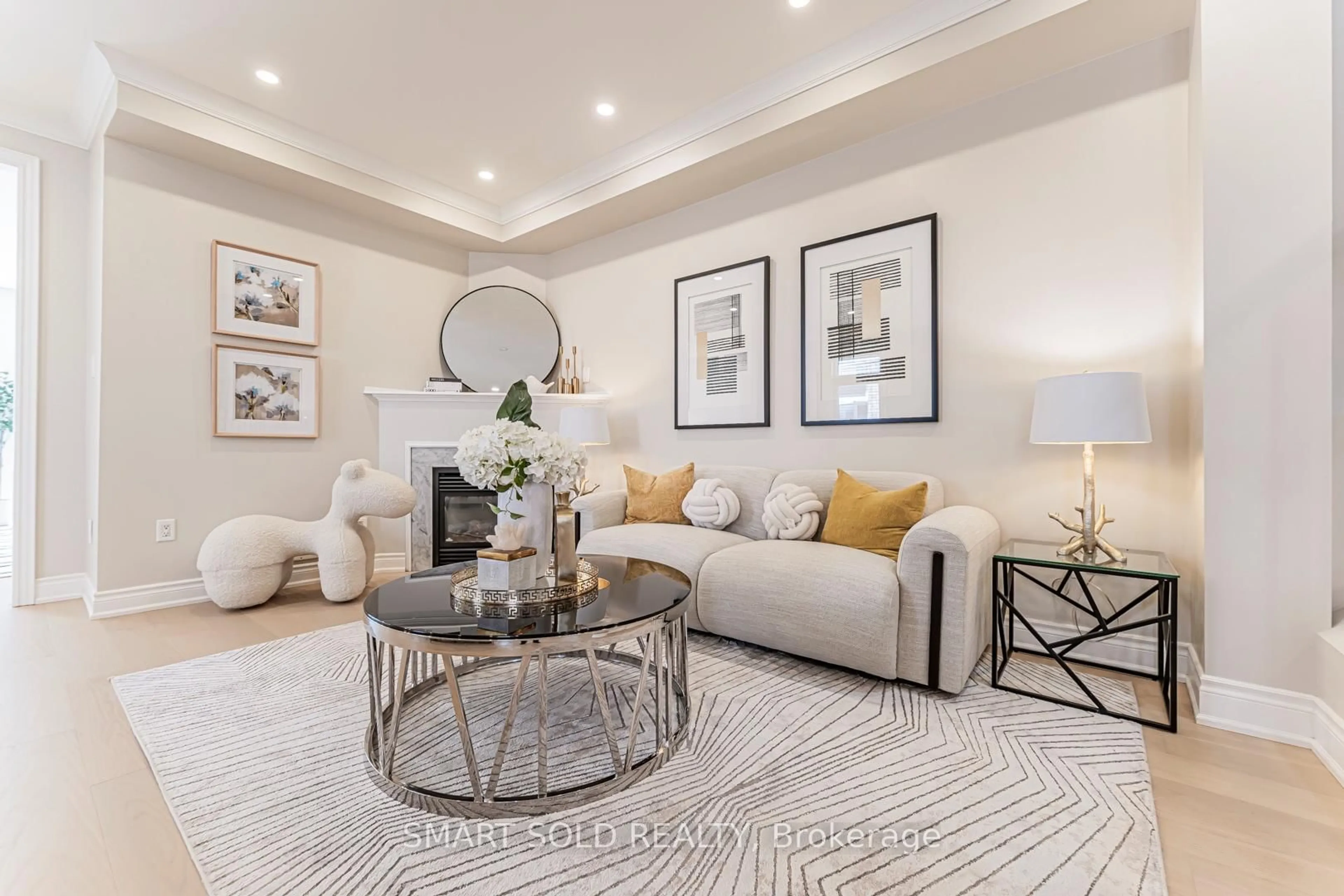 Living room with furniture, unknown for 295 Bathurst Glen Dr, Vaughan Ontario L4J 9K8