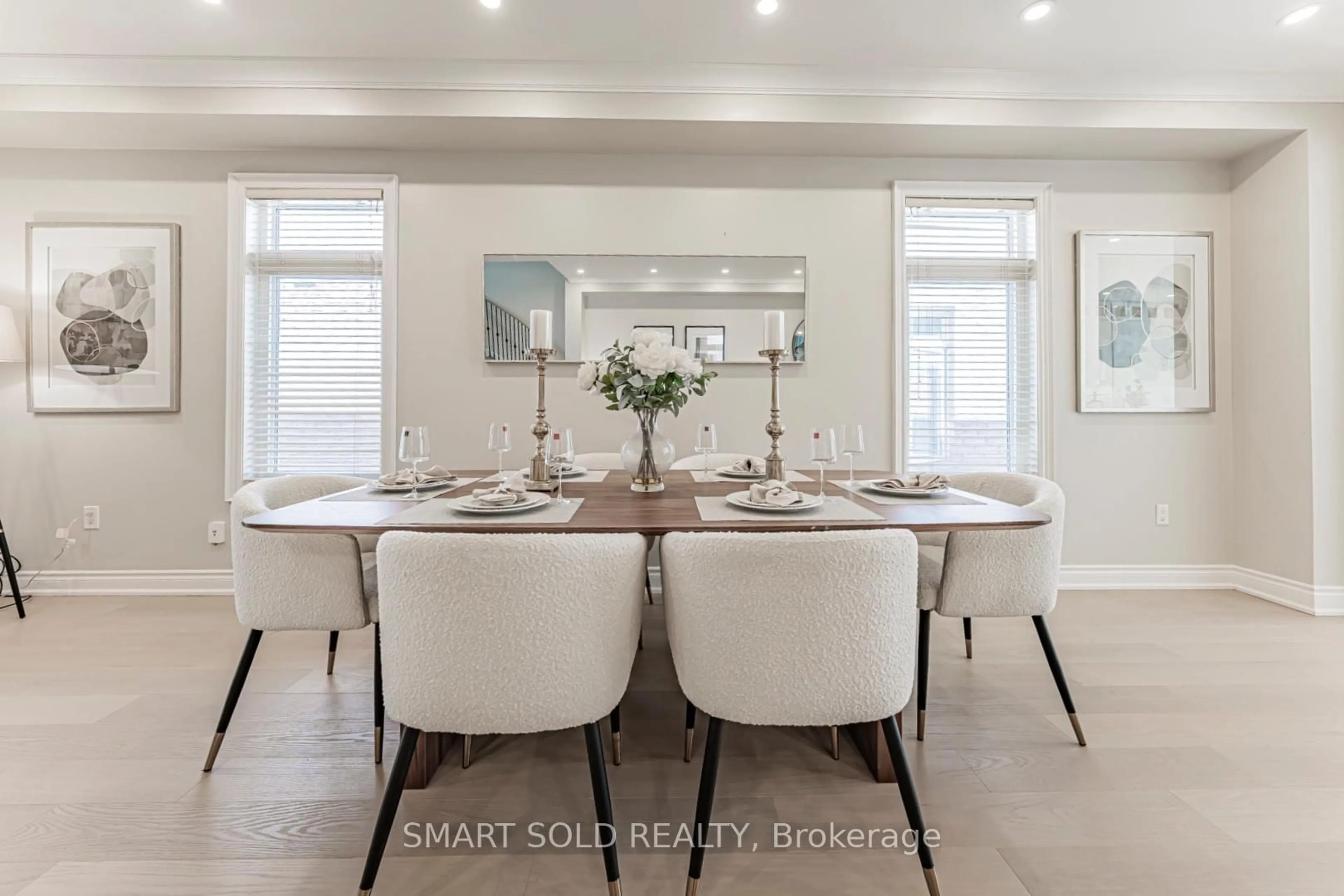 Dining room, unknown for 295 Bathurst Glen Dr, Vaughan Ontario L4J 9K8