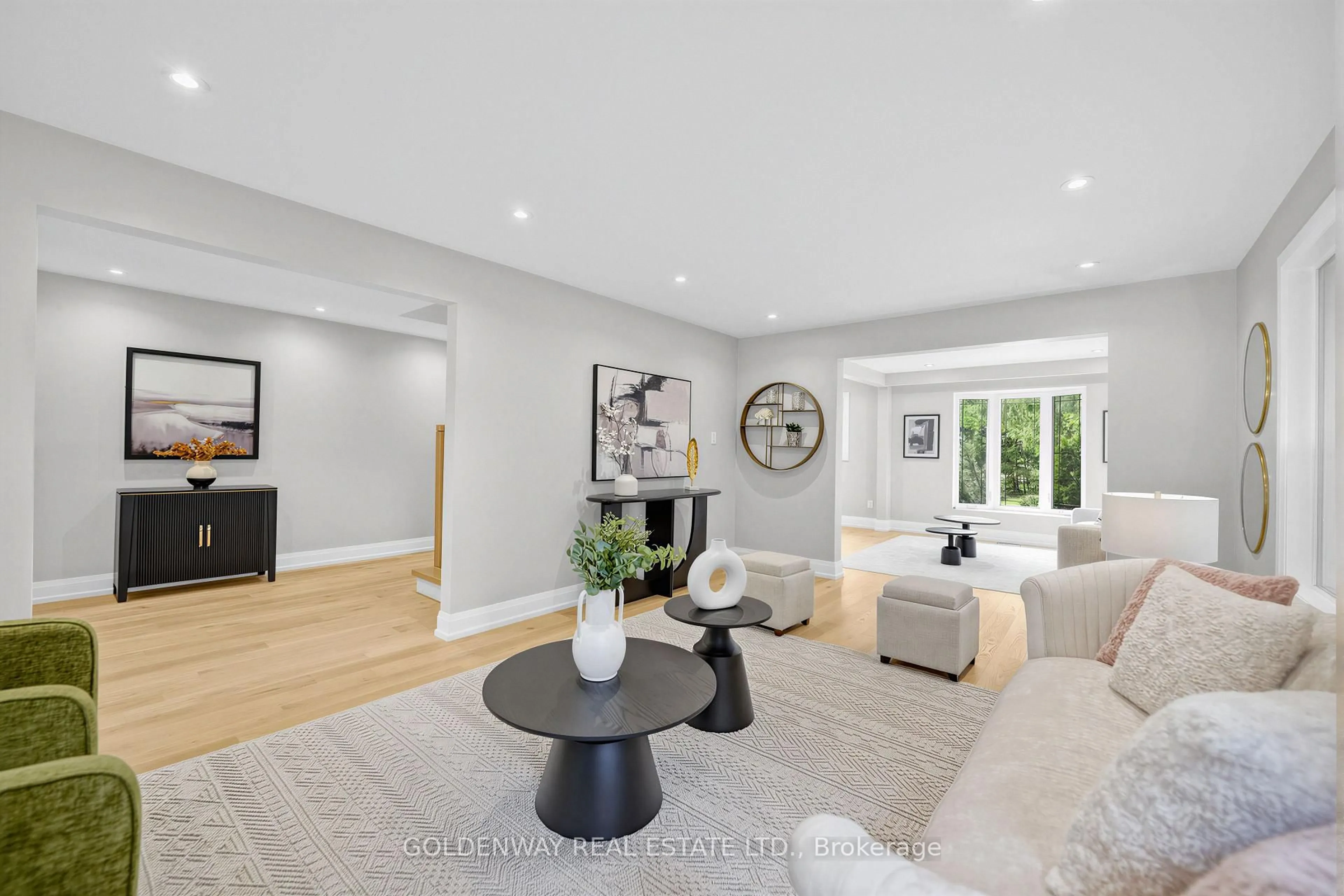 Living room with furniture, unknown for 3 Sir Lancelot Dr, Markham Ontario L3P 3S3